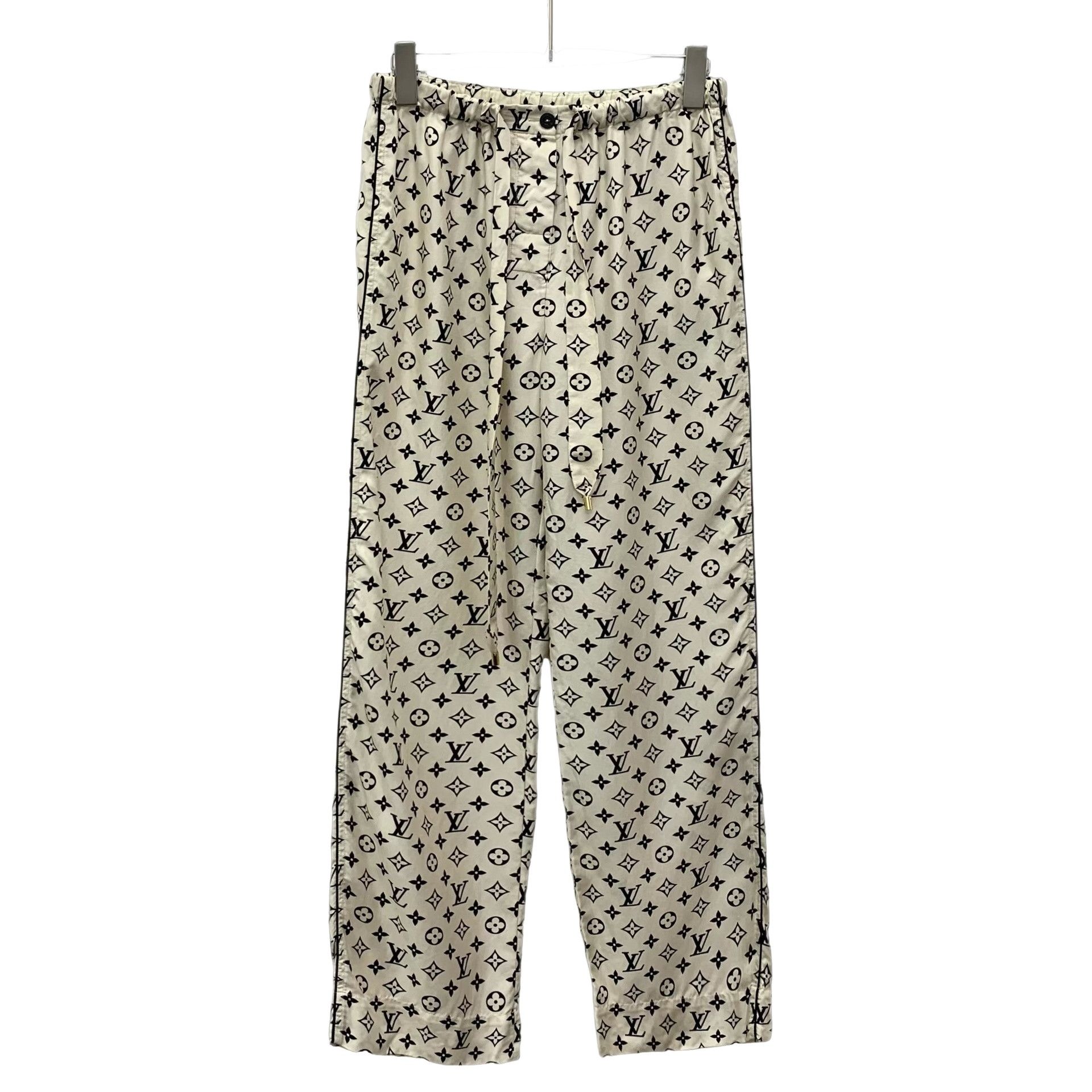 Louis Vuitton Louis Vuitton Monogram Silk Pants 36 Size 26" / US 2 / IT 38 - 1 Thumbnail