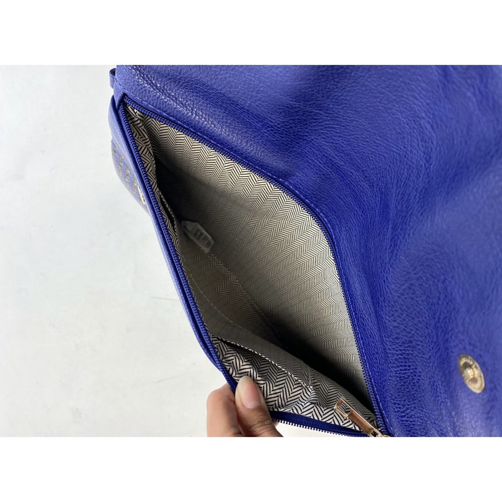 Vintage Francescas Clutch Purse Blue NWT Women Faux Leather Pockets Flap Zipper Closure Clutch Purse Size ONE SIZE - 6 Thumbnail