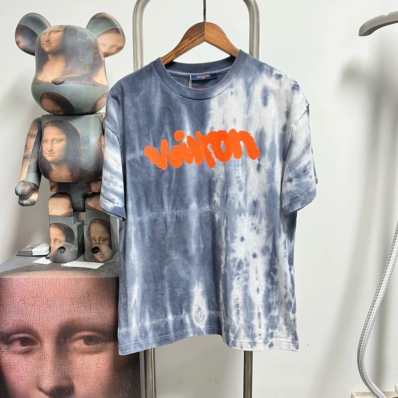 Louis Vuitton Louis Vuitton Tie-dyed short sleeves 2504-Nextarrow Size US S / EU 44-46 / 1 - 1 Thumbnail