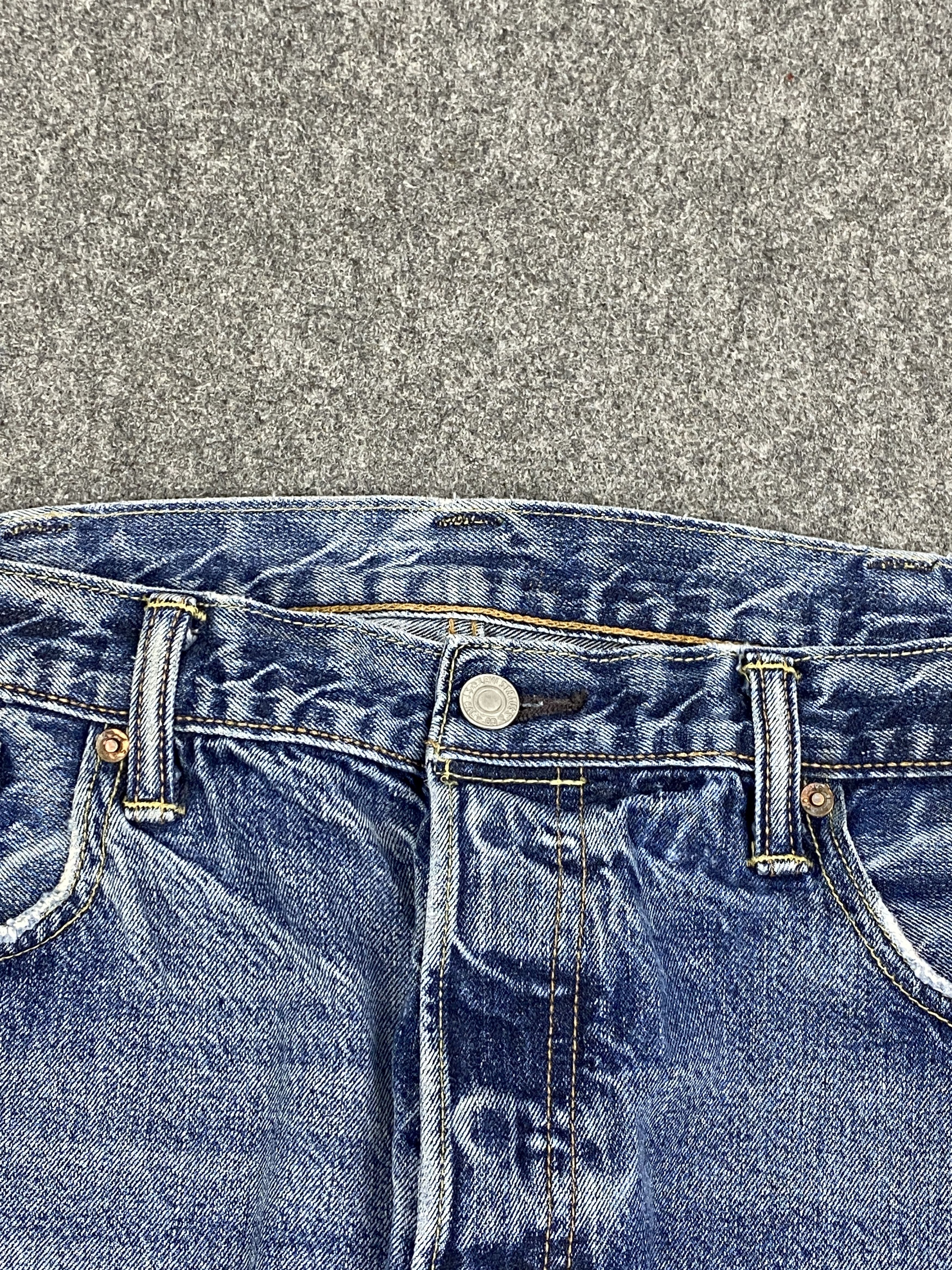 Levi's Vintage Levis 501 Distressed Jeans DP2798 Size US 38 / EU 54 - 12 Thumbnail
