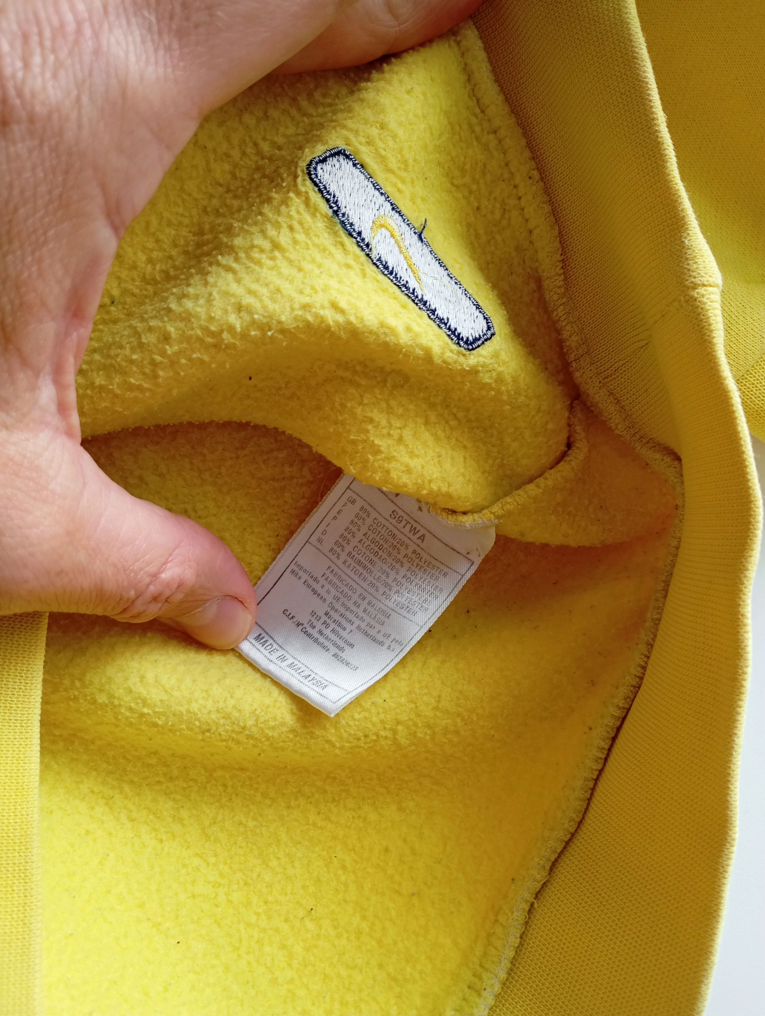 Nike Vintage Nike 90s Center Swoosh Crewneck Sweatshirt USA Size US L / EU 52-54 / 3 - 5 Thumbnail