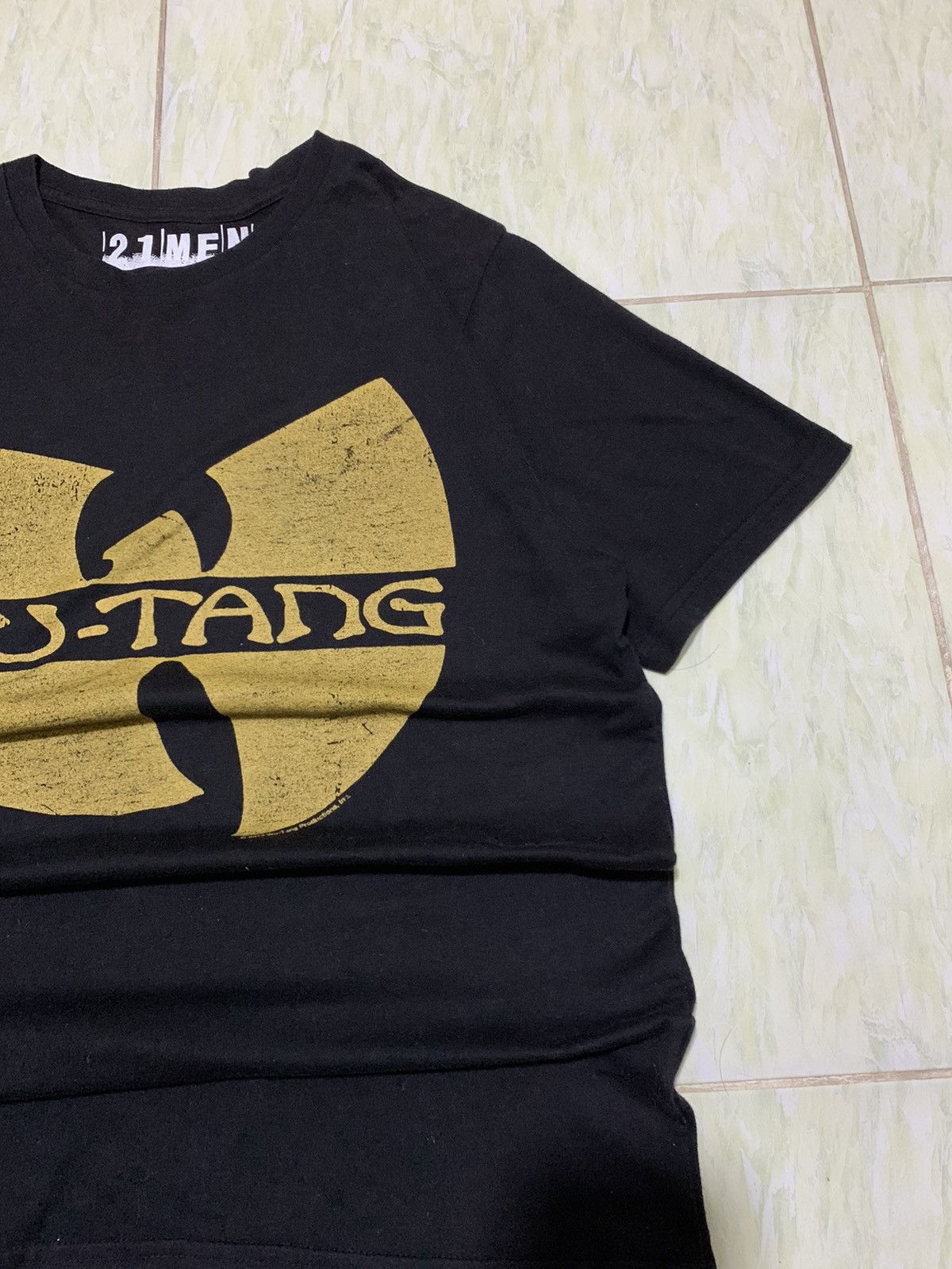 Rap Tees Wu-Tang Clan vintage Y2K big logo Rap T-Shirt Size US L / EU 52-54 / 3 - 6 Thumbnail