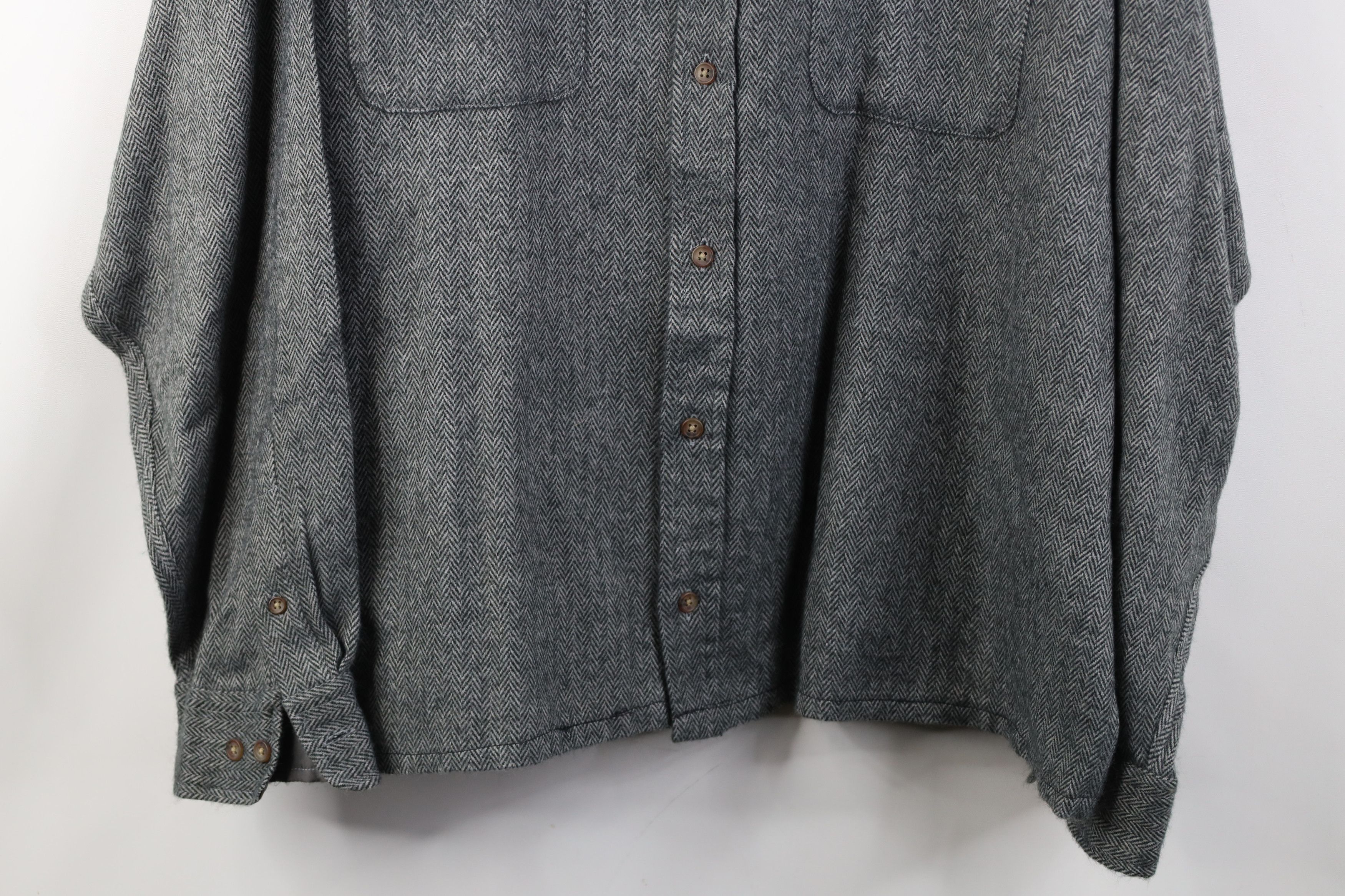 Vintage Vintage 90s Streetwear Herringbone Collared Button Shirt Size US XL / EU 56 / 4 - 3 Thumbnail