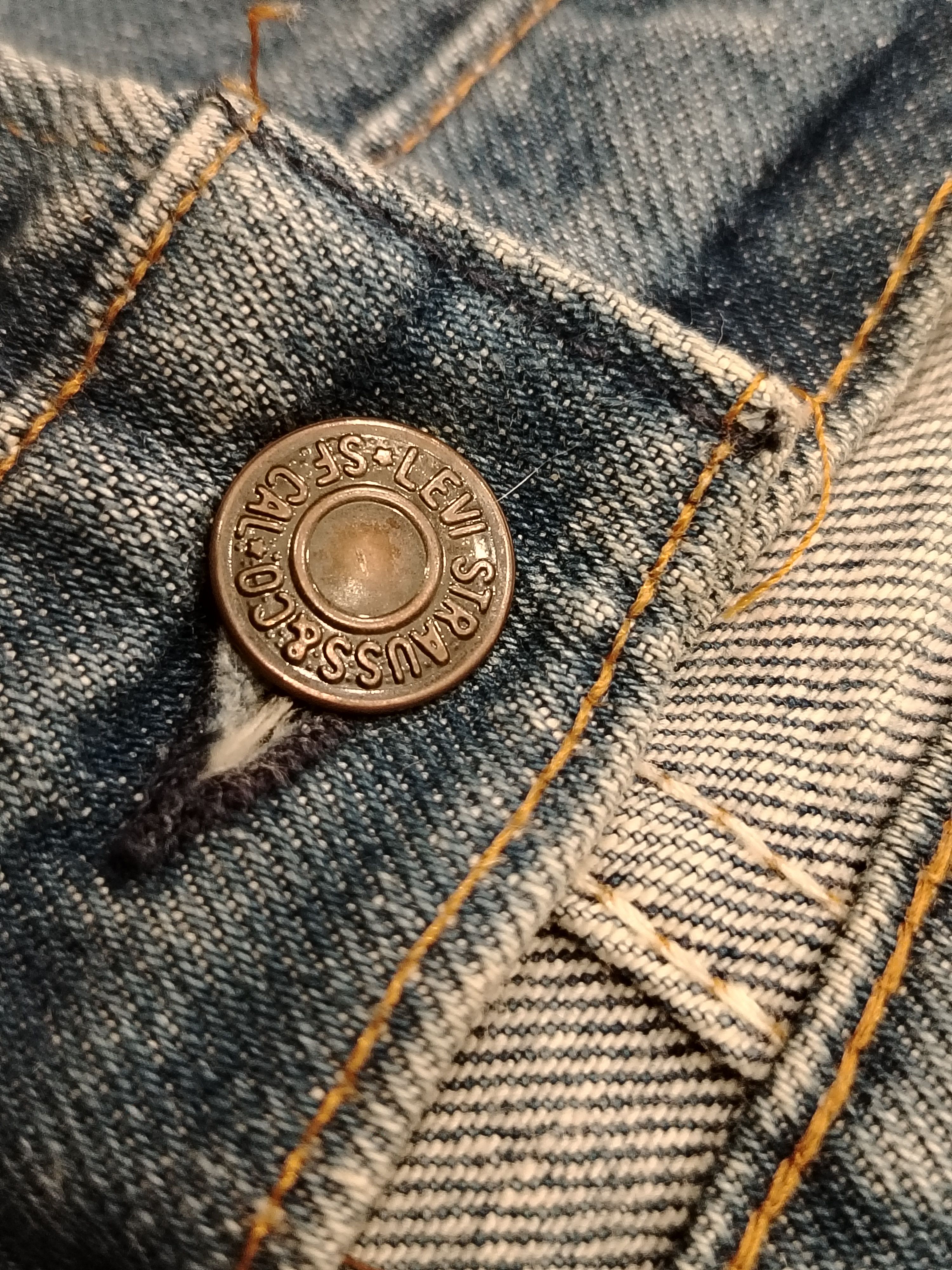 Levi's Levis 646 Jeans Flare Bell Bottom Bootcut Vintage #8 Size US 36 / EU 52 - 3 Thumbnail