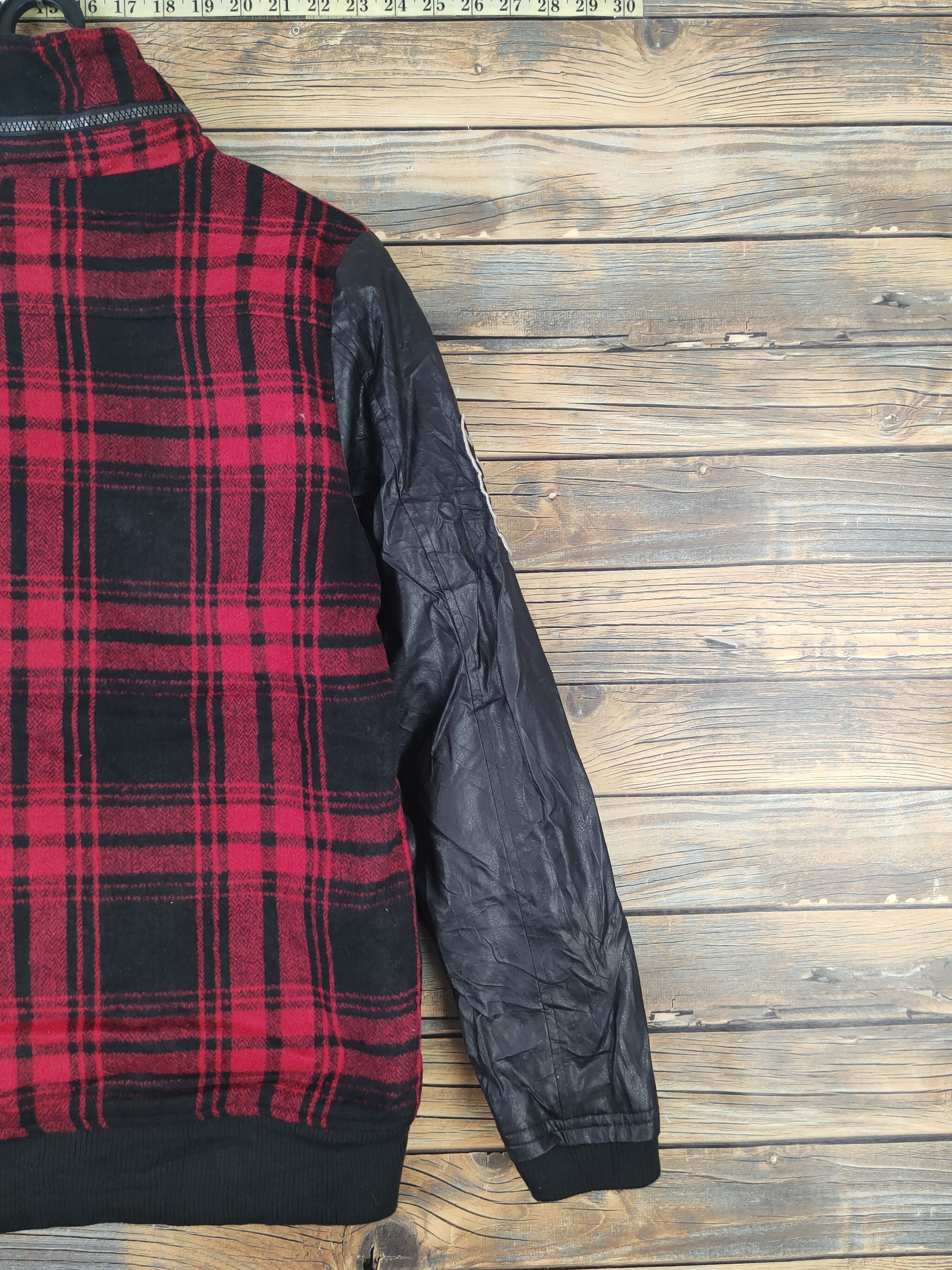 Japanese Brand × Vintage Ba-tsu Studio Red Black checkered Jackets #W1112 Size US S / EU 44-46 / 1 - 12 Thumbnail