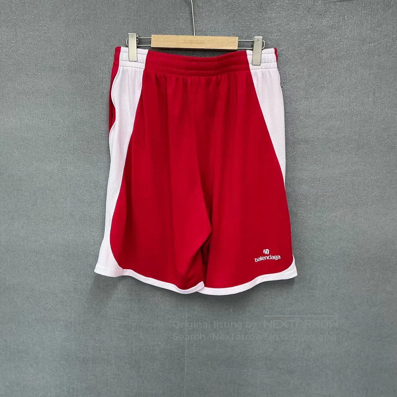 Balenciaga Red Balenciaga Logo Embroidered Football Shorts. Size US 30 / EU 46 - 2 Thumbnail