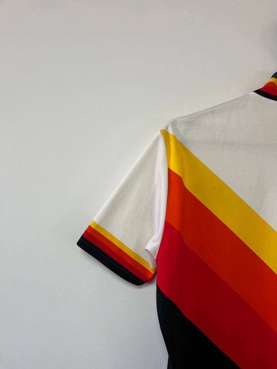 Other Assos Cycling Jersey Bicycle Shirt Switzerland Bike XLG Size US XL / EU 56 / 4 - 16 Thumbnail