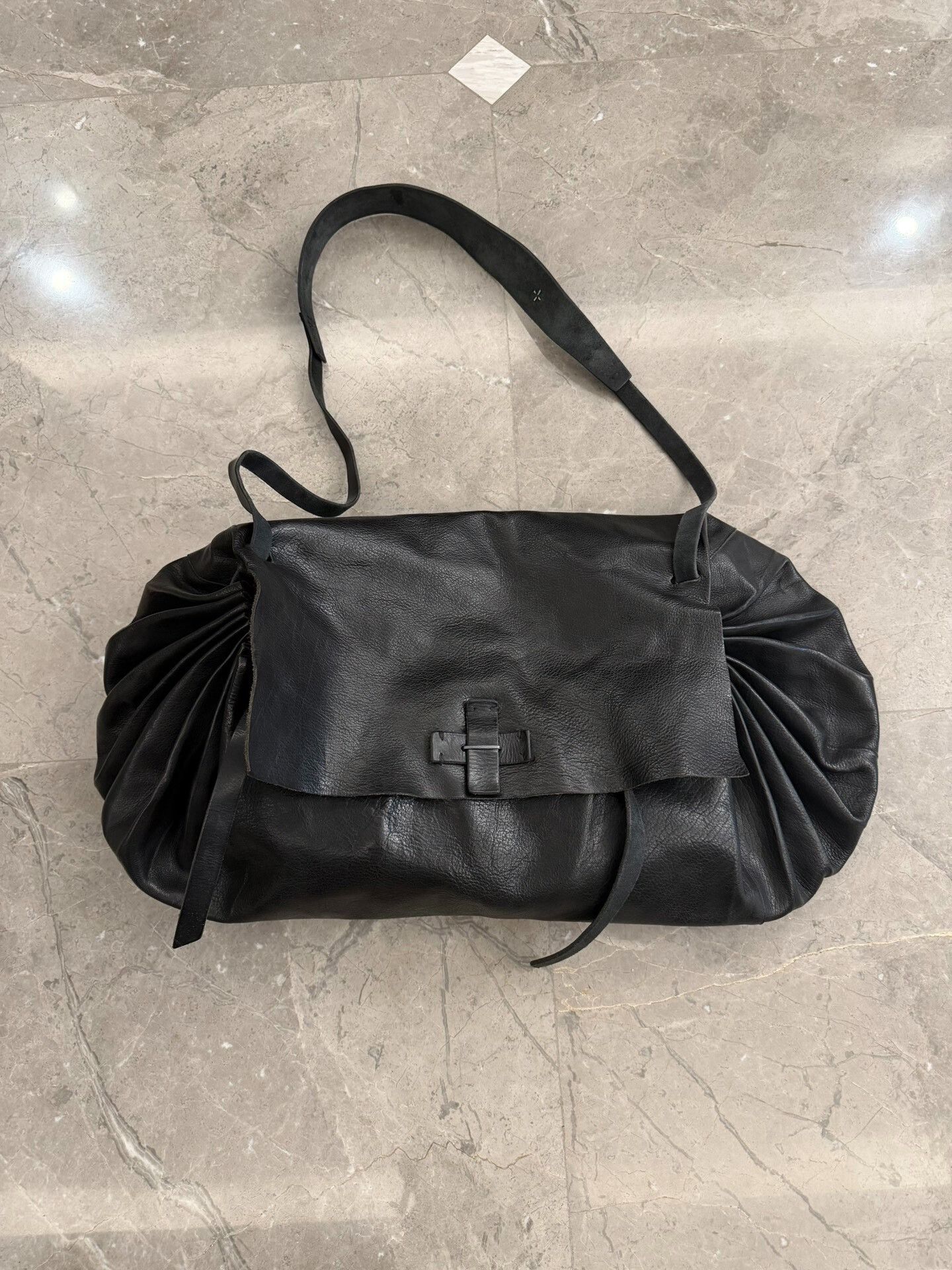 Ma+ Maurizio Amadei Black Leather Shell Bag Size ONE SIZE - 1 Thumbnail