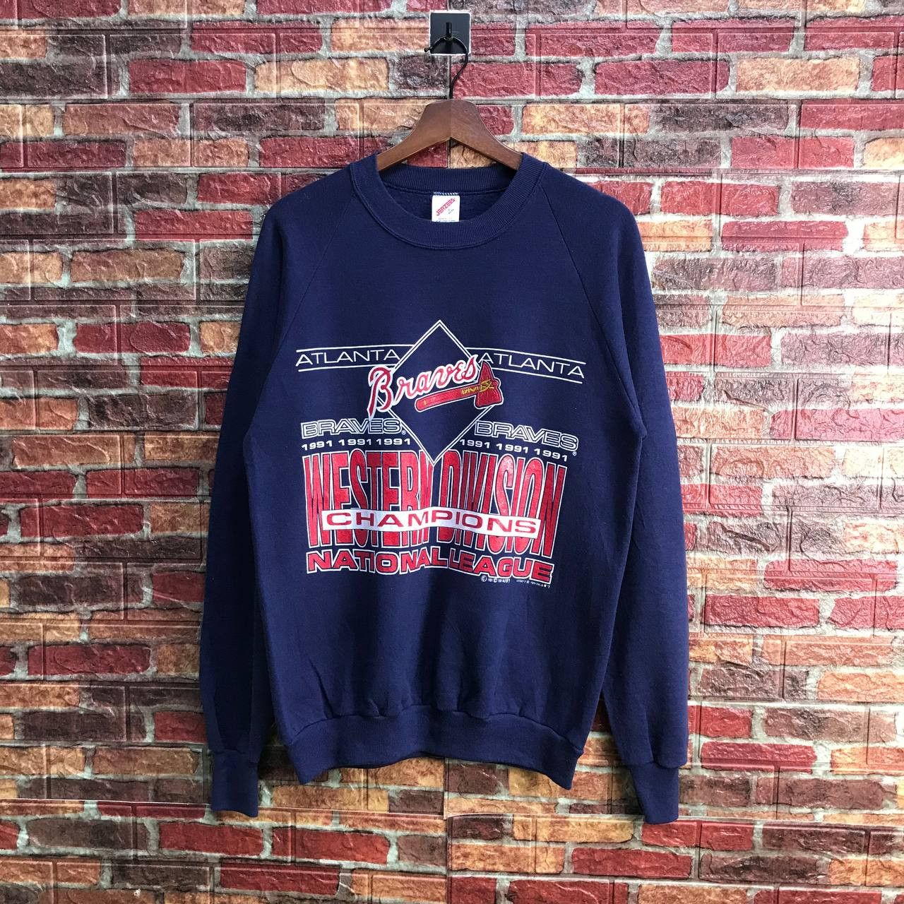 Vintage VINTAGE 1991 MLB BRAVES ATLANTA CREWNECK Size US L / EU 52-54 / 3 - 1 Thumbnail