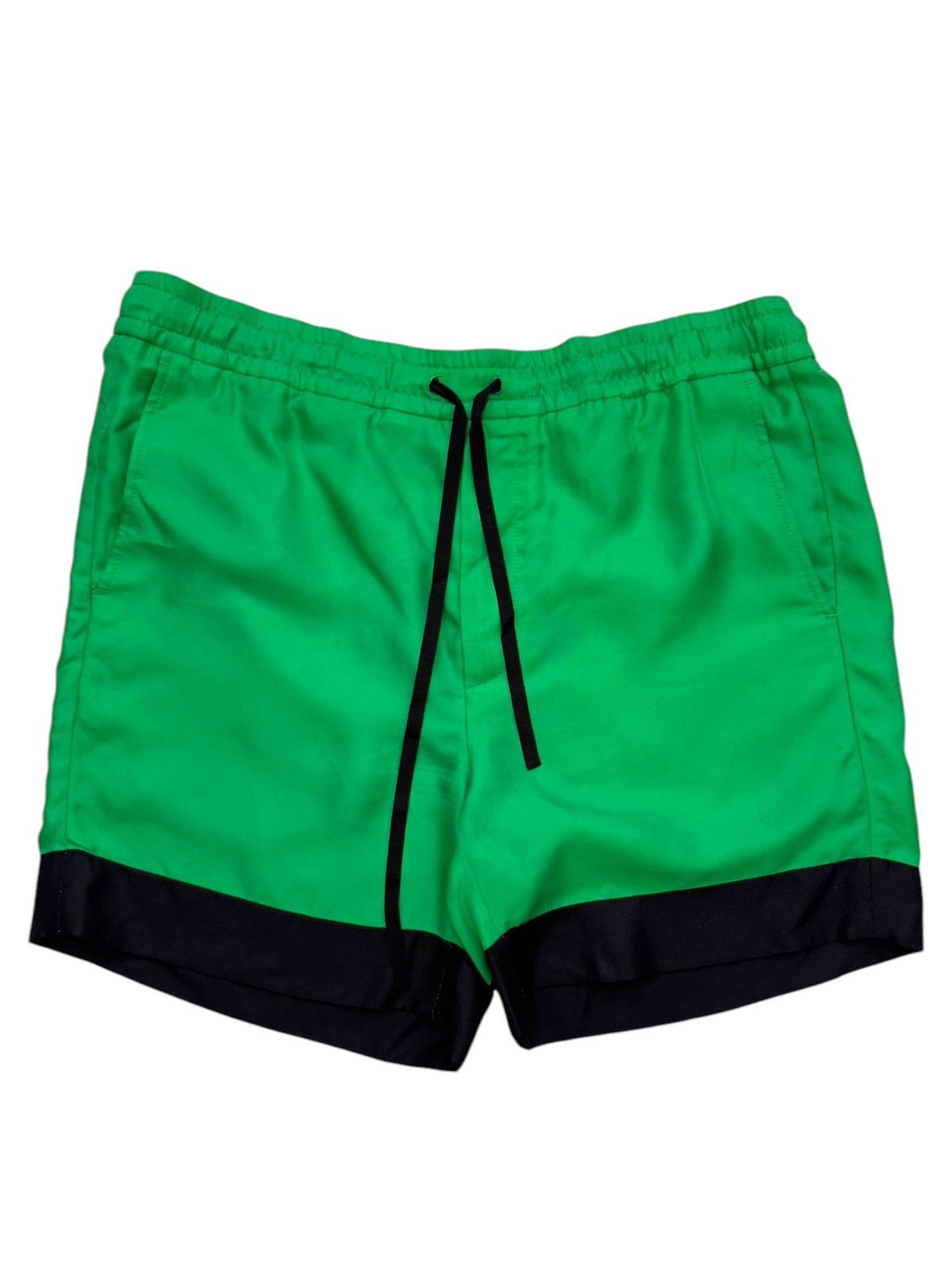 Gucci Green Silk Shorts Size US 32 / EU 48 - 1 Thumbnail