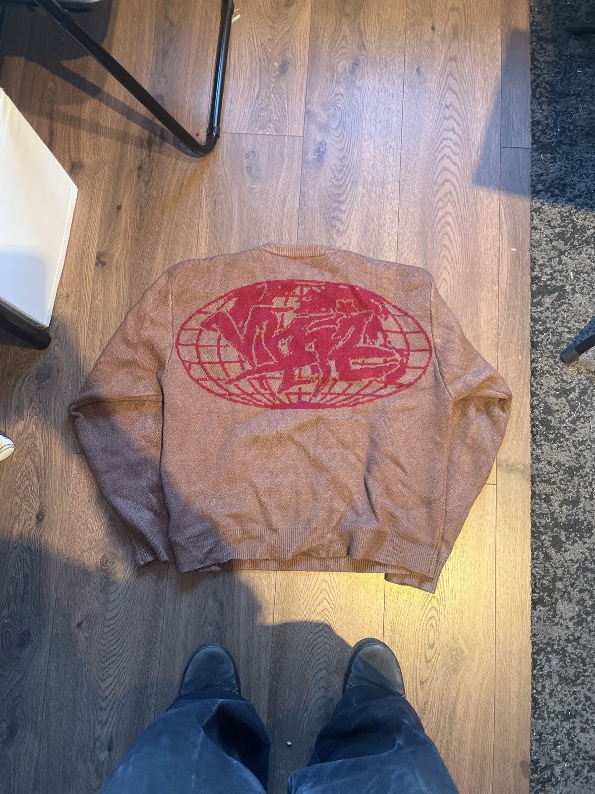 Vinyl, knitsweater