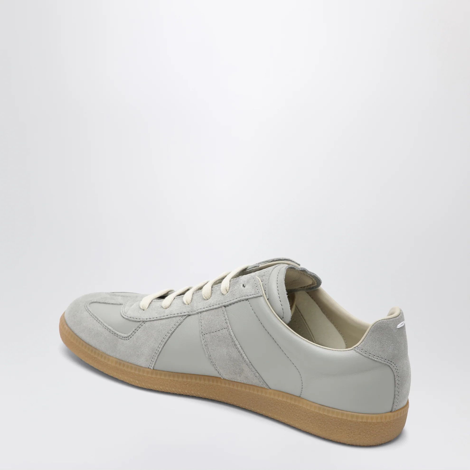 Maison Margiela o1d2blof0526 Relipca Low-Top Sneakers in Light Grey Size US 7 / EU 40 - 4 Thumbnail