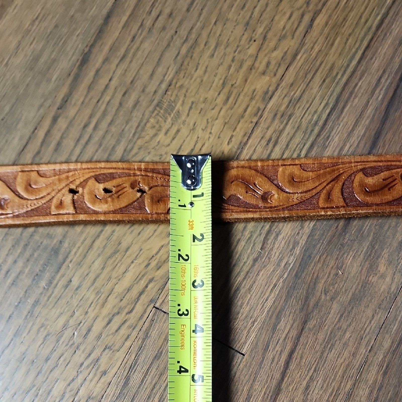 Justin Boots Justin Boots Carved Brown Leather Belt with Silver Buckle Size ONE SIZE - 7 Thumbnail