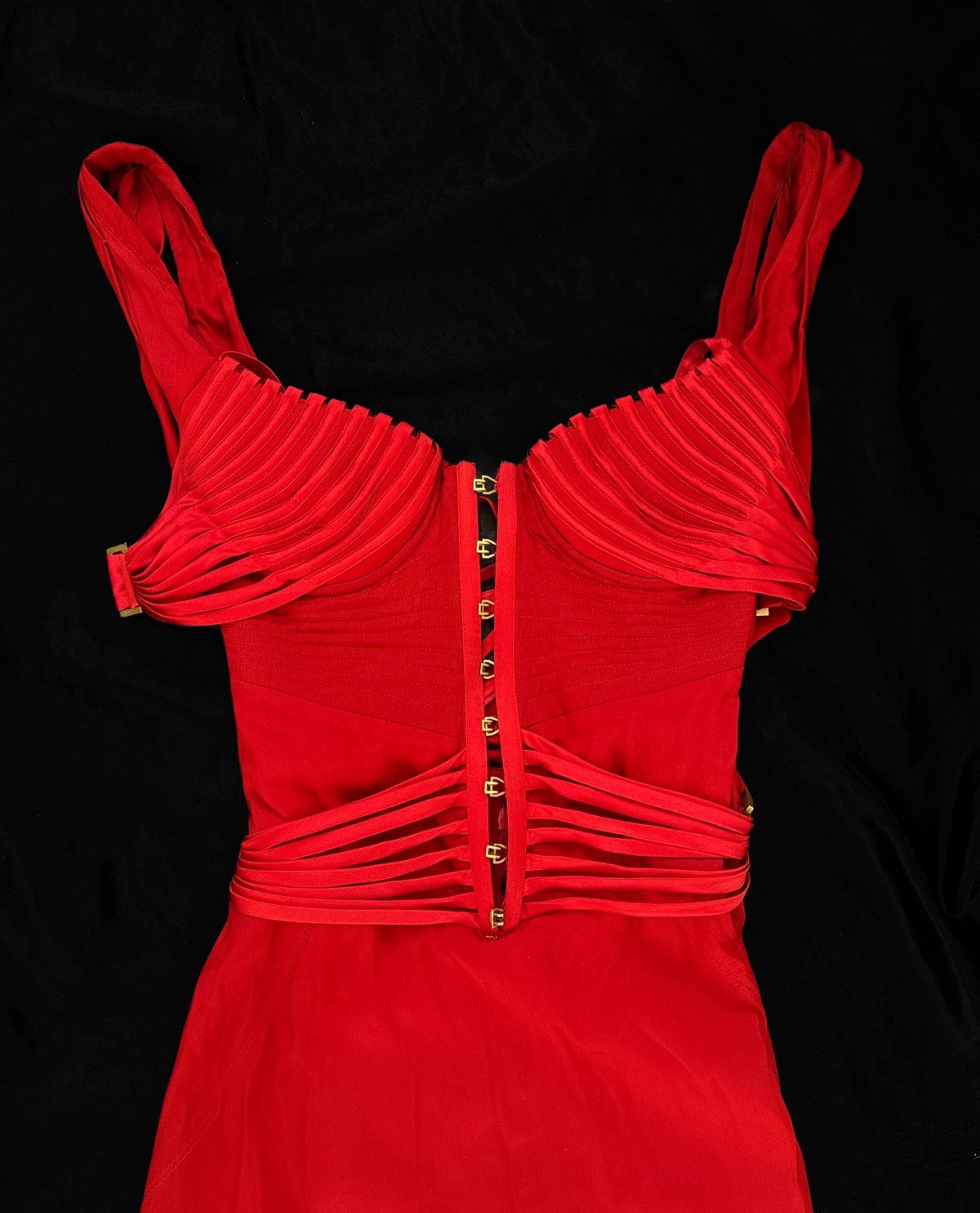 Gucci Runway Gucci by Tom Ford FW2003 red silk corseted dress Size M / US 6-8 / IT 42-44 - 18 Thumbnail