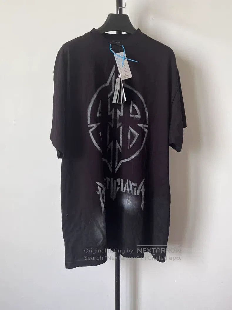 Balenciaga Balenciaga Logo Printed Round Neck Short Sleeve T-Shirt Size US S / EU 44-46 / 1 - 1 Thumbnail