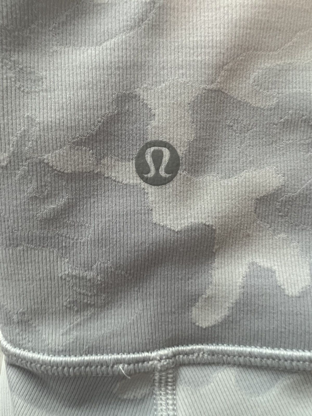Lululemon Lululemon Wunder Under HR Tight 25" *Jacquard Camo Size 8 Size 30" / US 8 / IT 44 - 4 Thumbnail