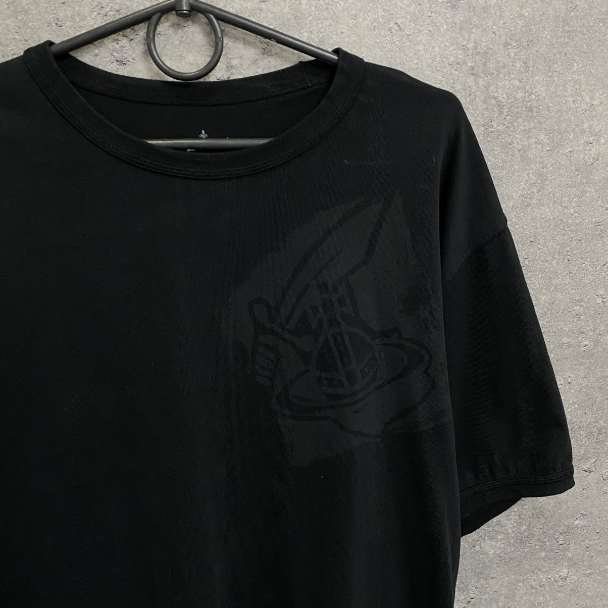 Vivienne Westwood Vivienne Westwood T-Shirt Big Orb Rare Retro Hype Y2K Size US L / EU 52-54 / 3 - 6 Thumbnail