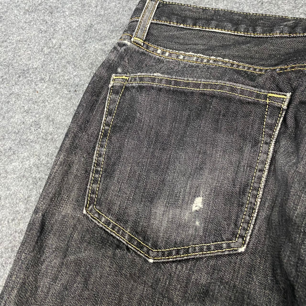 Japanese Brand 💥Best Offer💥Vintage Uniqlo Jeans Distressed Denim Size US 35 - 14 Thumbnail