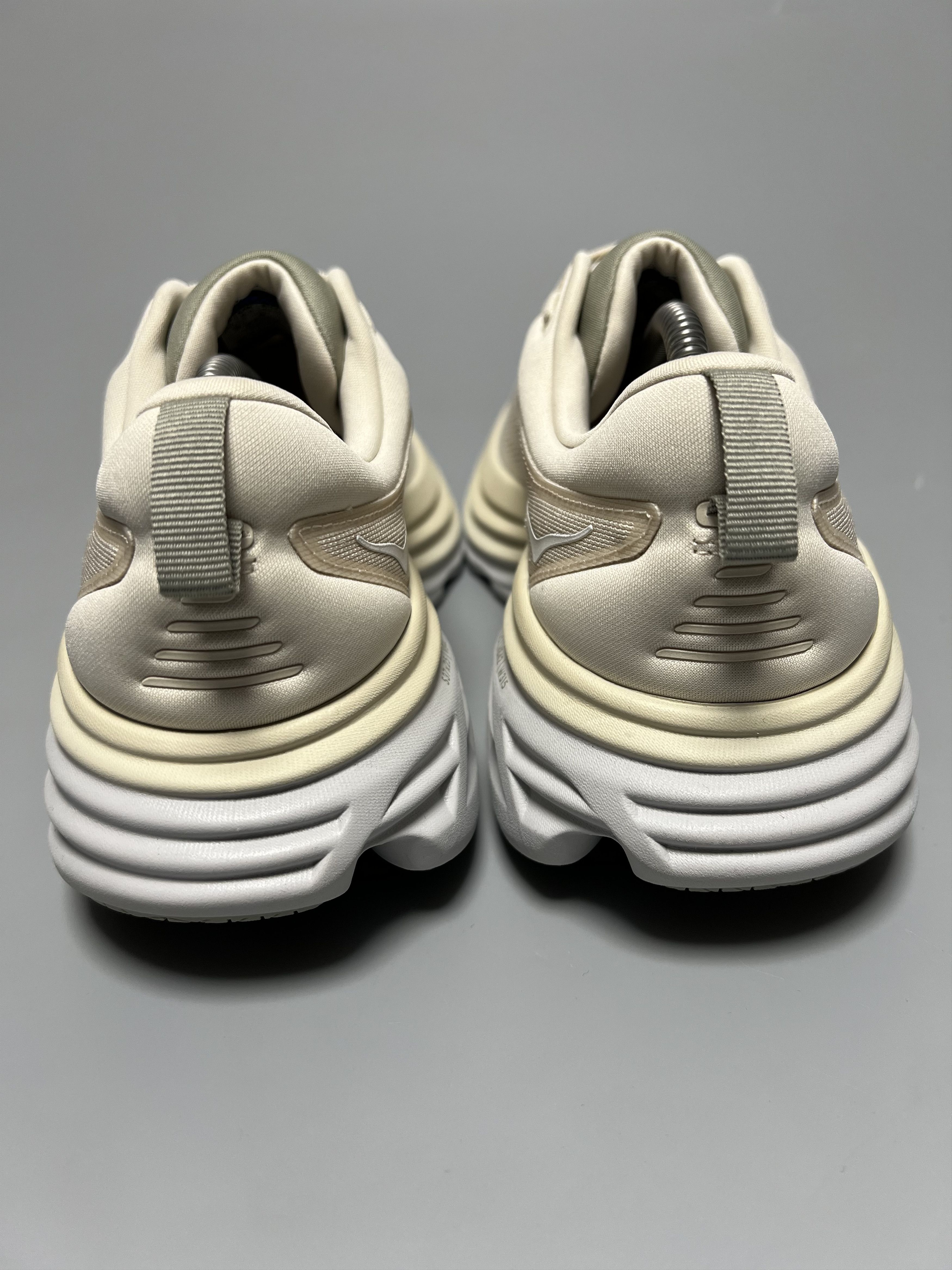 Hoka 9D Hoka One One Bondi 8 Running Shoes Walking Gym Size US 9 / EU 42 - 3 Thumbnail