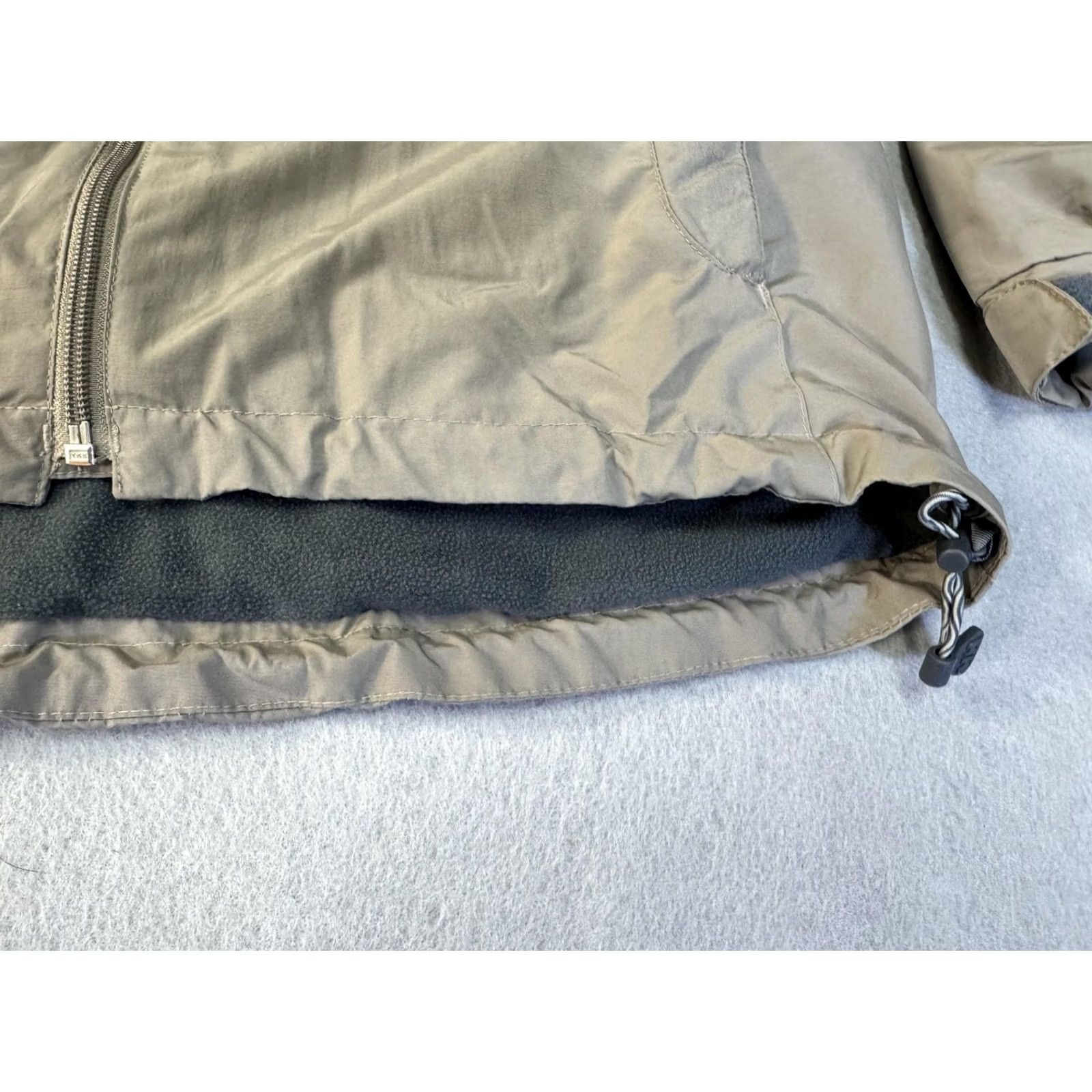 Helly Hansen Helly Hansen Jacket Mens Medium Taupe Gray Fleece Lined Full Zip Windbreaker Size US M / EU 48-50 / 2 - 7 Thumbnail