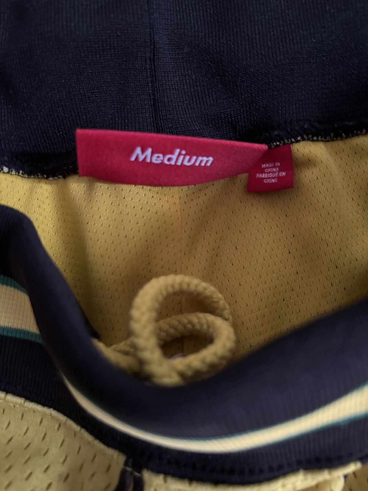 Supreme Supreme Star Basketball Shorts (Yellow) Size US 34 / EU 50 - 6 Thumbnail