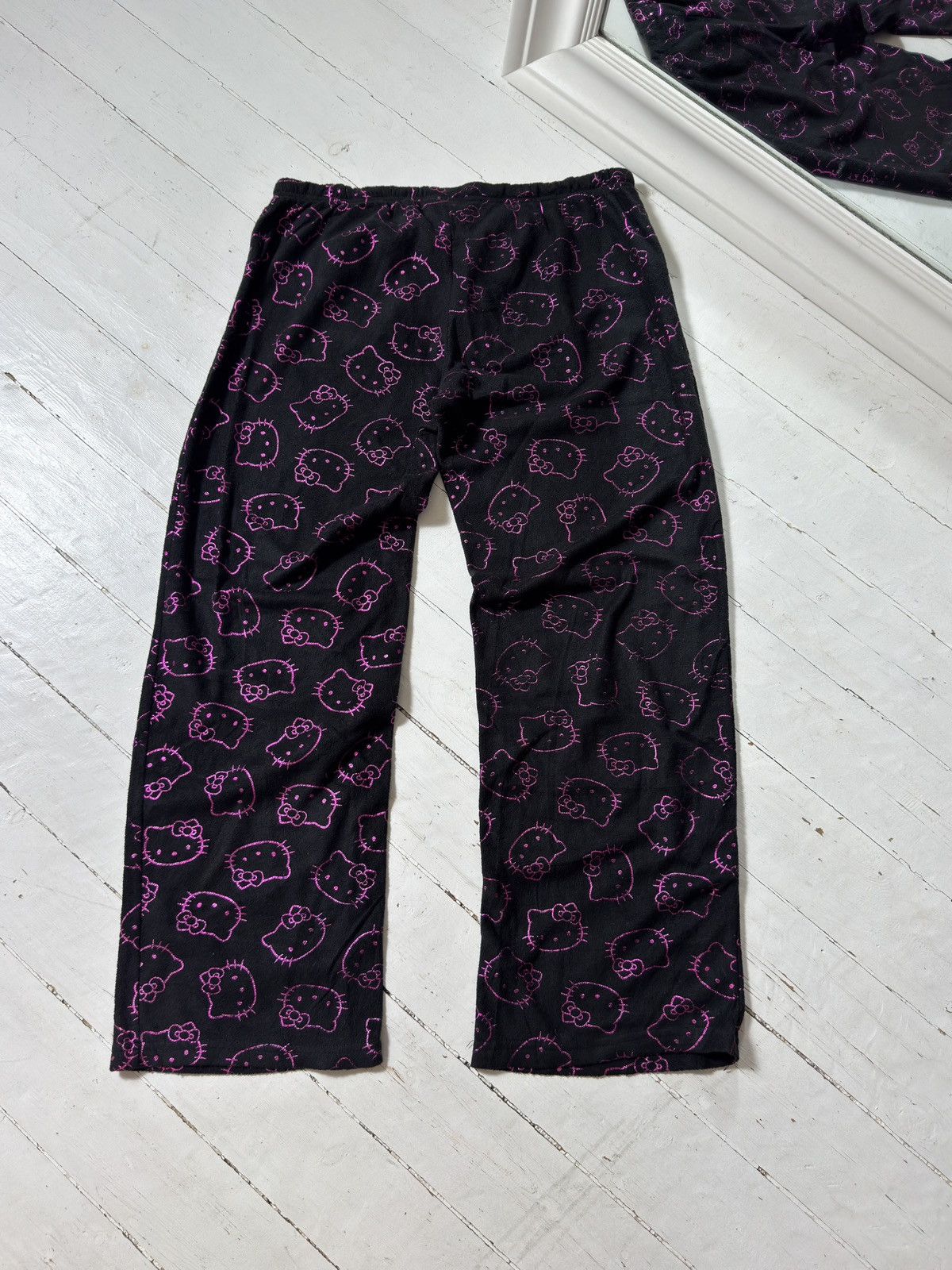 Cartoon Network VINTAGE HELLO KITTY MONOGRAM CUTE PYJAMA PANTS Size 30" / US 8 / IT 44 - 9 Thumbnail