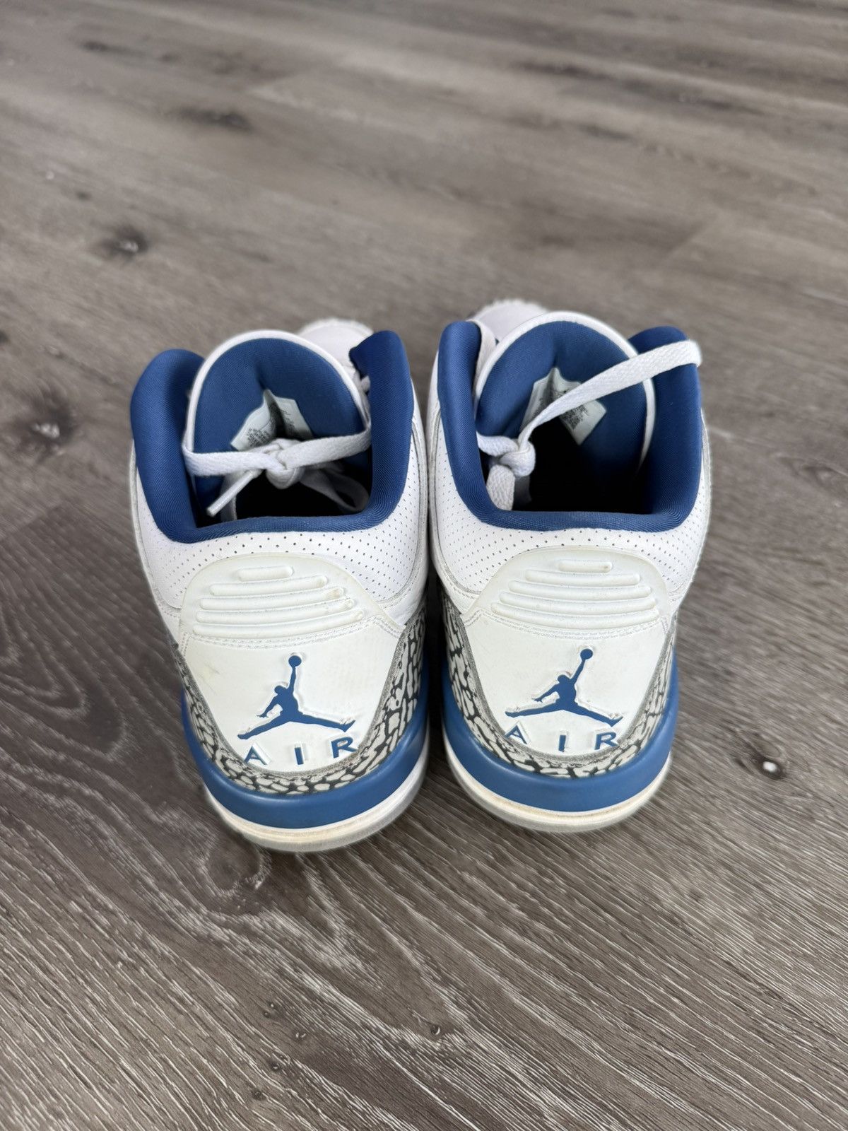 Jordan Brand Air Jordan 3 Retro “Wizards” **PRE-OWNED** Size US 10.5 / EU 43-44 - 4 Thumbnail