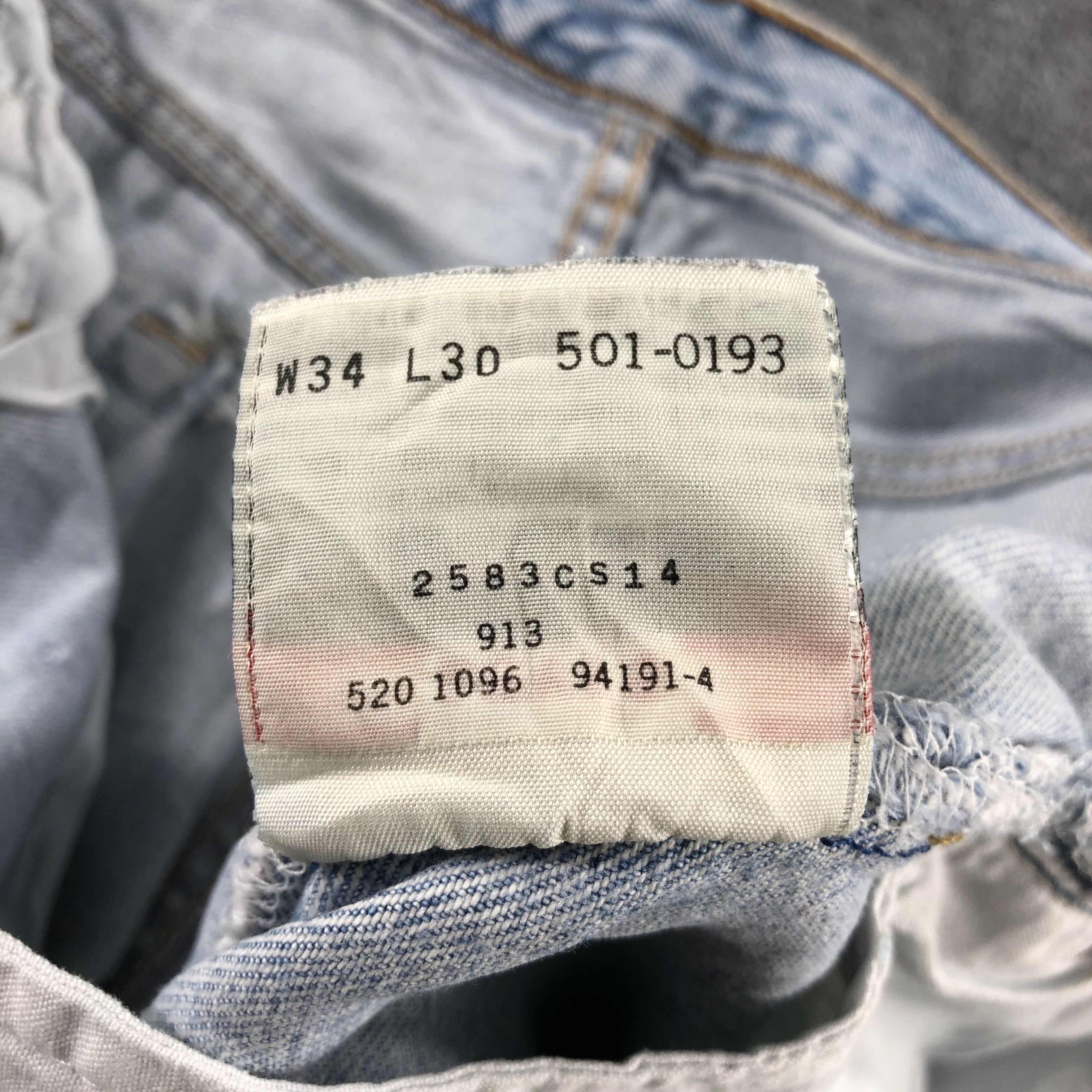 Levi's Vintage Blue Wash Levis 501 Jeans-J2556 Size US 32 / EU 48 - 14 Thumbnail