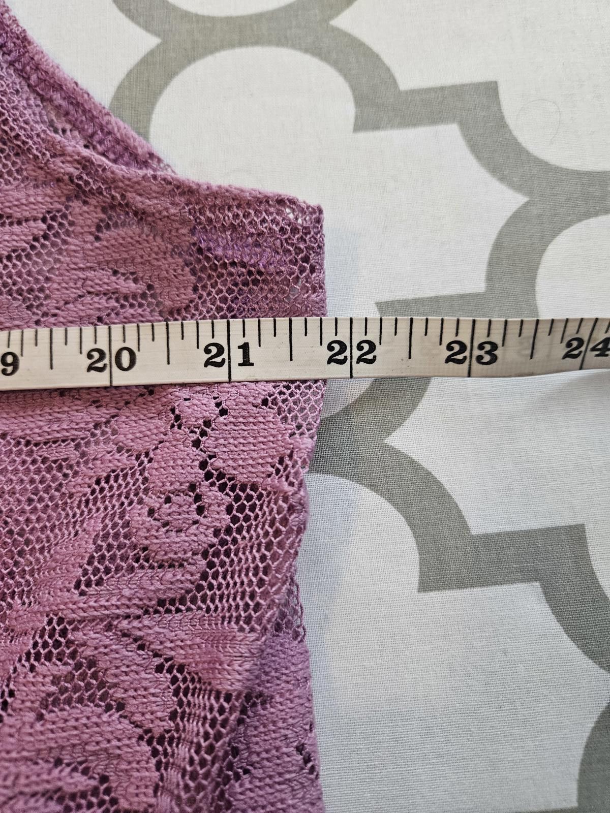 Designer Lularoe Beautiful Pink Lavender Lace Duster Vest Size M / US 6-8 / IT 42-44 - 5 Thumbnail