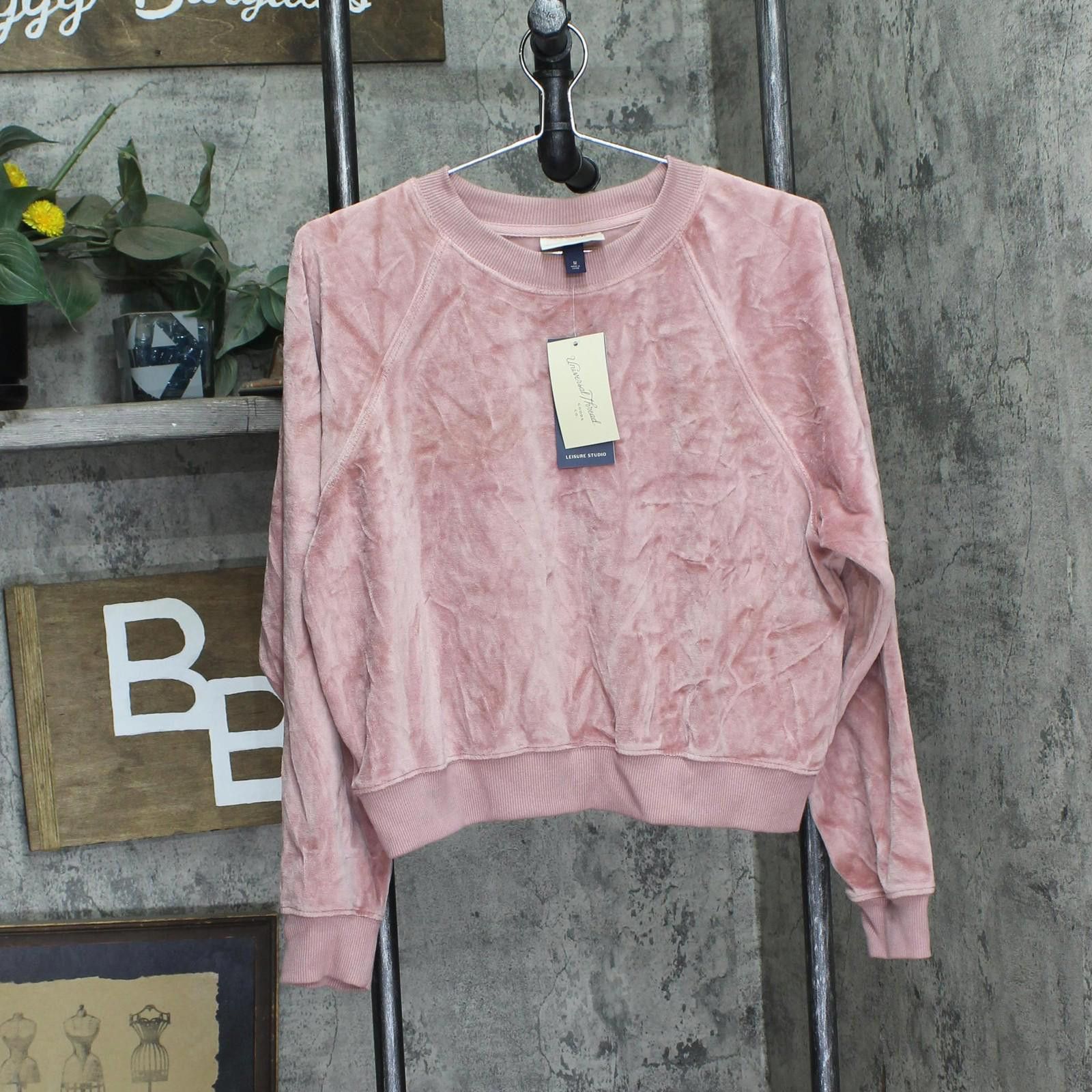 Designer Nwt Universal Thread Womens Pullover Sweatshirt Mauve Pink M Size M / US 6-8 / IT 42-44 - 1 Thumbnail