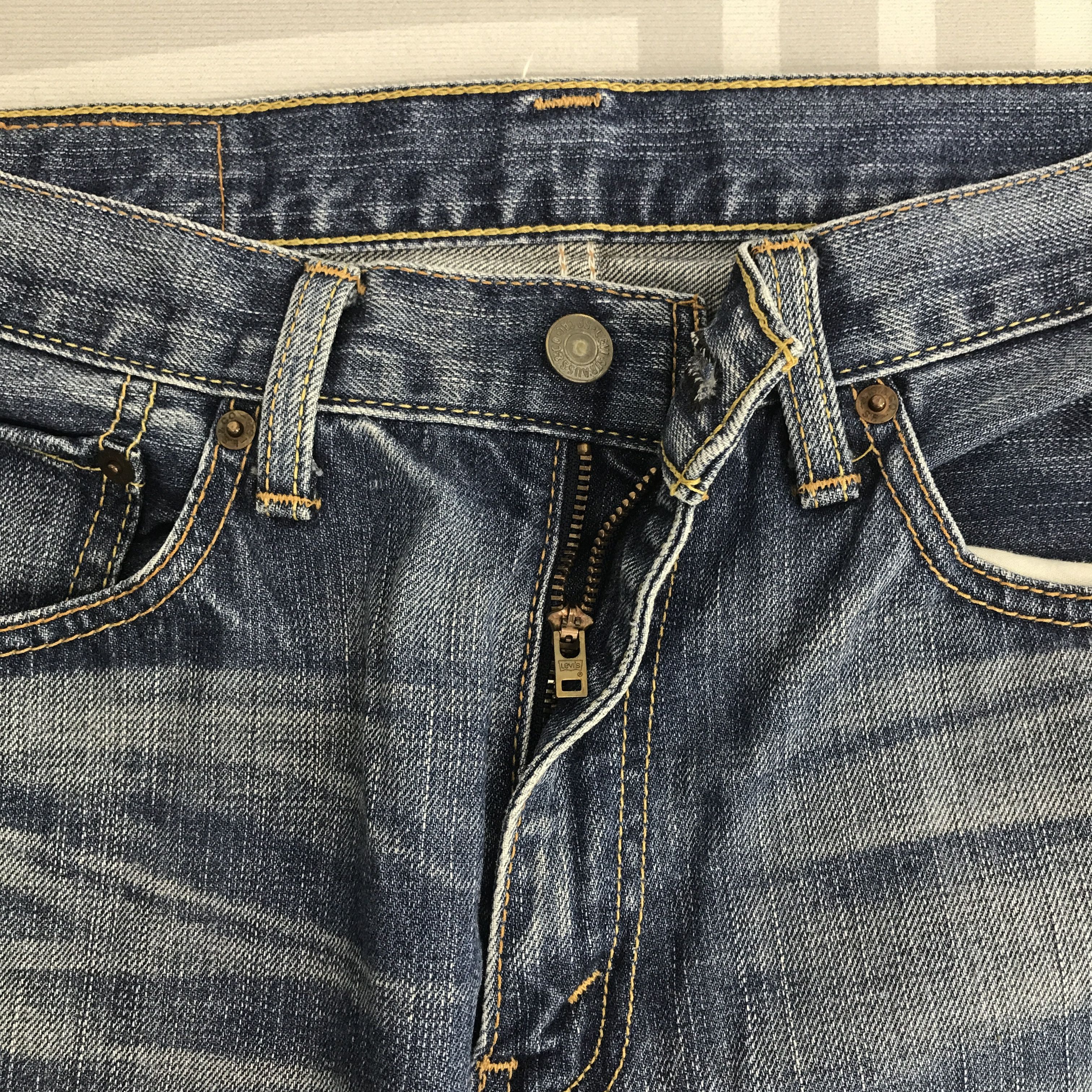 Levi's × Vintage Vintage Levi's 702 Faded denim Distressed jeans pants Size US 32 / EU 48 - 7 Thumbnail