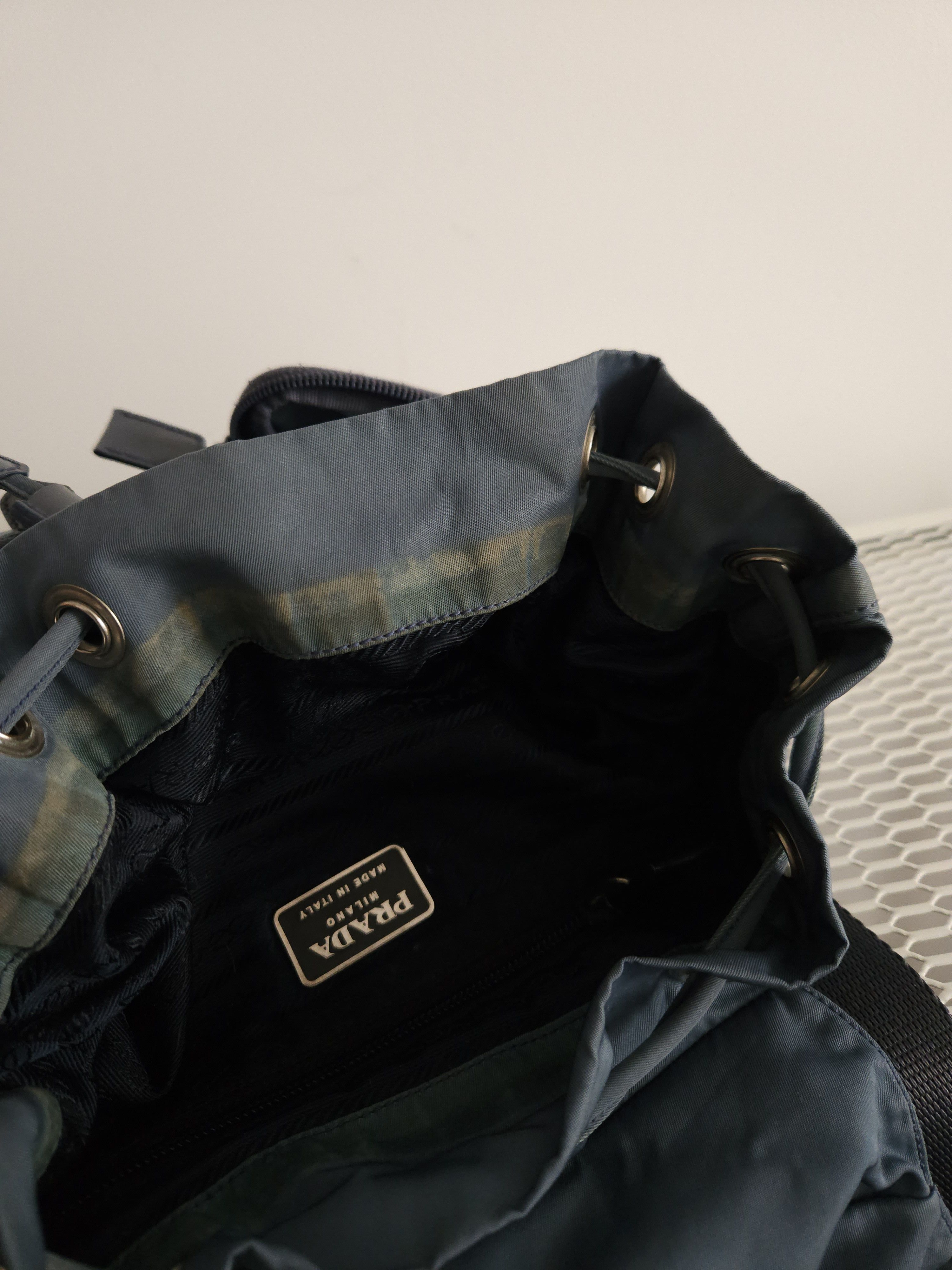 Prada Vintage 90s Prada nylon triangle logo mini cargo backpack Size ONE SIZE - 22 Thumbnail