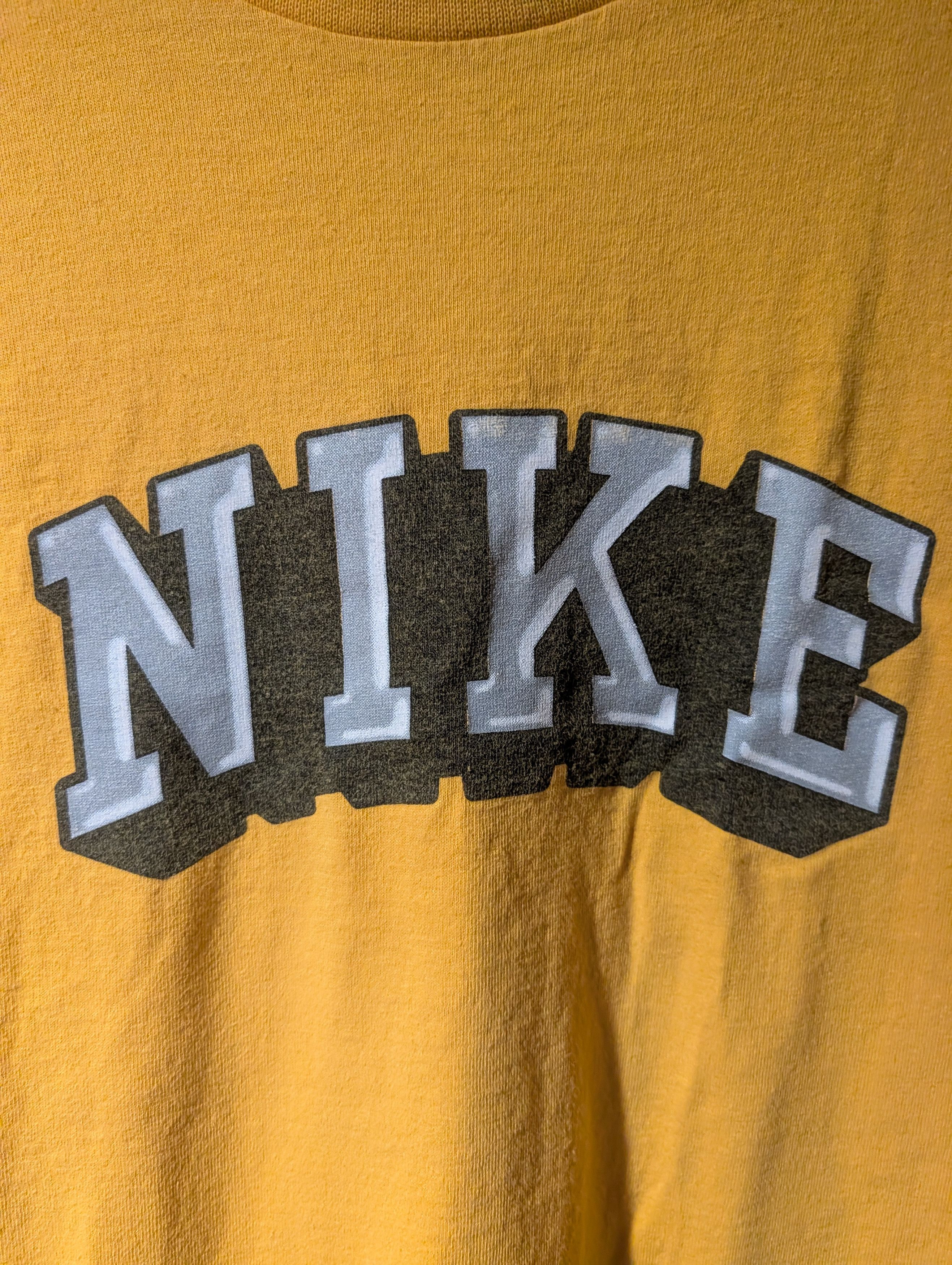 Nike Vintage Nike Spellout Arc Logo T Shirt Graphic Swoosh Tee Size US L / EU 52-54 / 3 - 2 Thumbnail