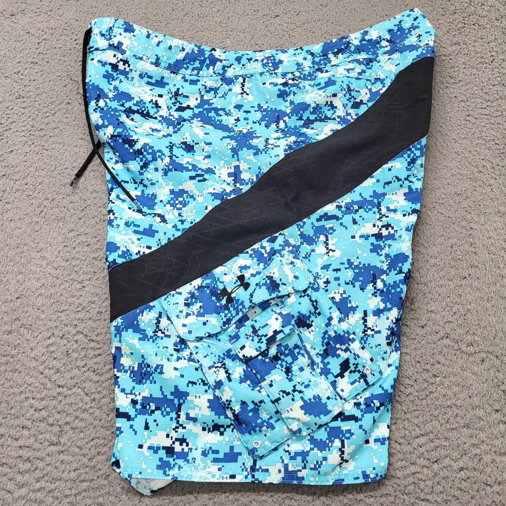 Under Armour Under Armour Bottom Men’s Size 40 Blue Digital Camo Pixelated Swim Trunks Size US 40 / EU 56 - 2 Thumbnail
