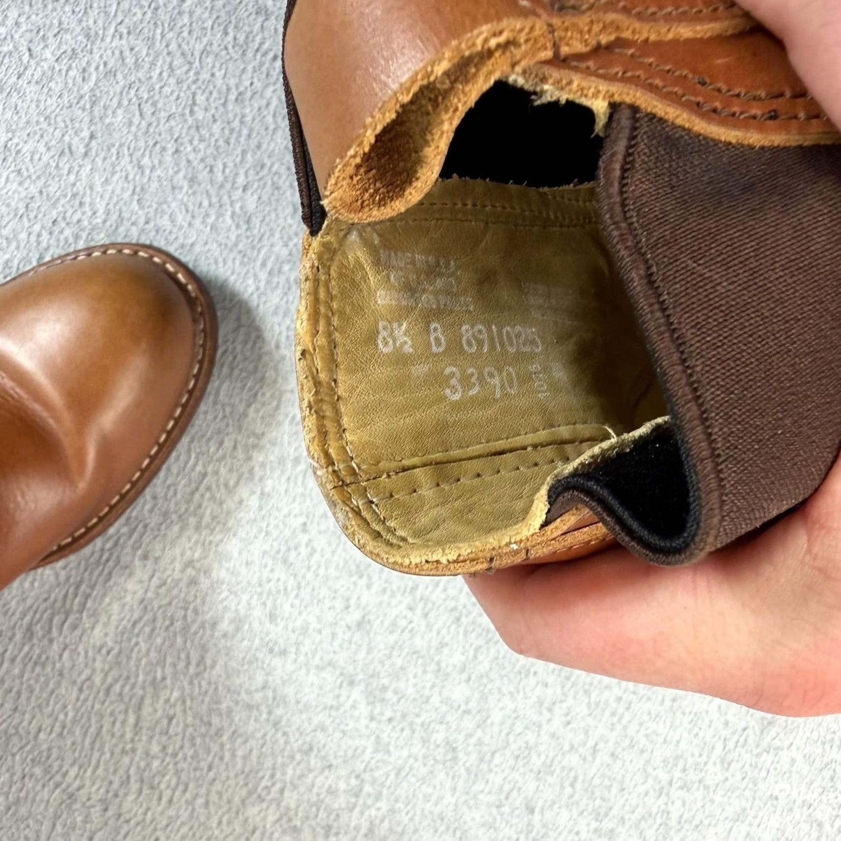 Red Wing Red Wing Womens Chelsea Boots 8.5 Brown Leather Ankle Block Heel Casual Fall Vintage? Bohemian 90s Y2K Girls Womens Size US 9 / IT 39 - 3 Thumbnail