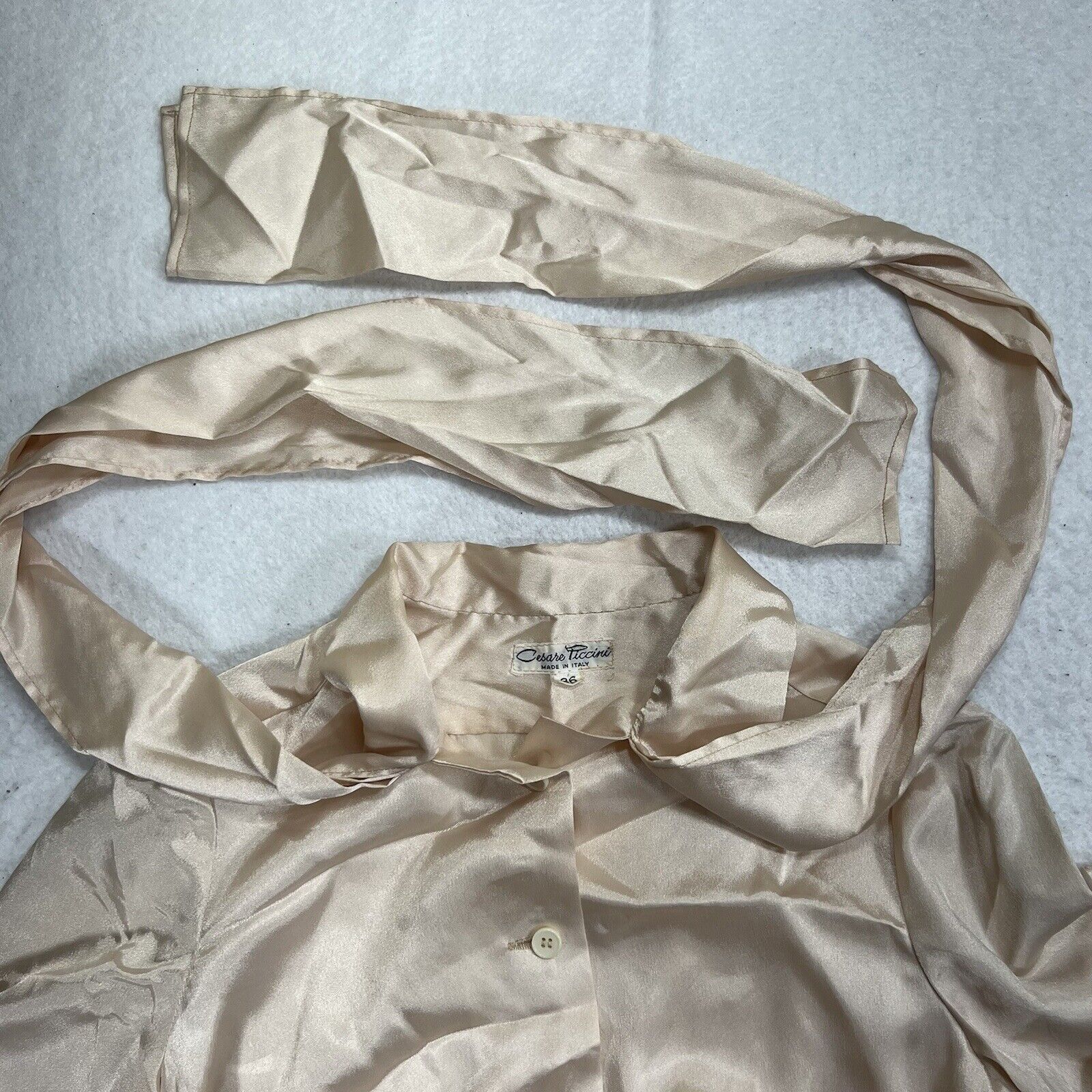 Vintage Vintage Cesare Piccini Italy Button Front Silk Ribbon Top Size S / US 4 / IT 40 - 2 Thumbnail