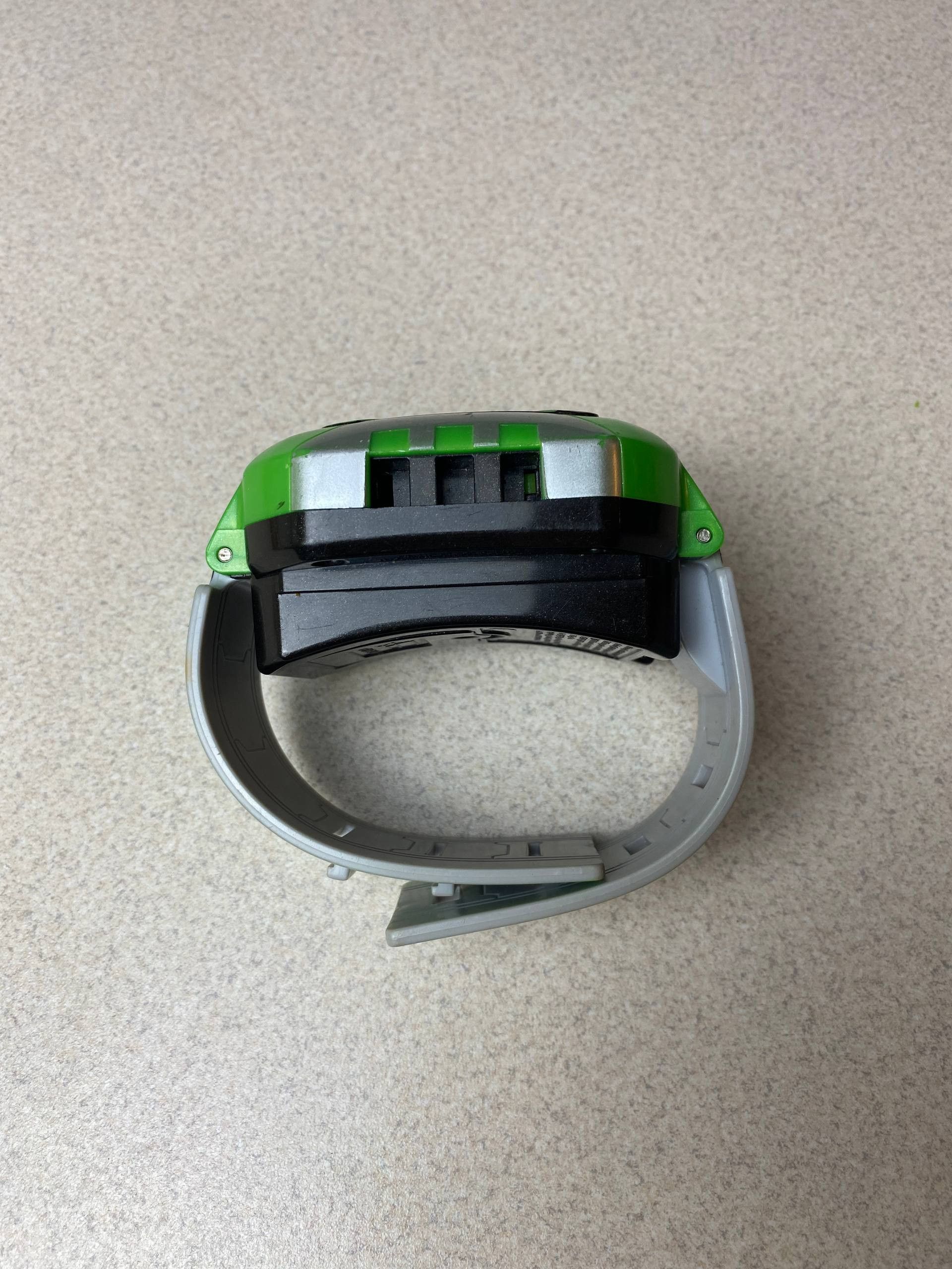 Cartoon Network ULTRA Ben 10 Ultimate Alien Sensor Ultimatrix Bandai 2011 Size ONE SIZE - 8 Thumbnail