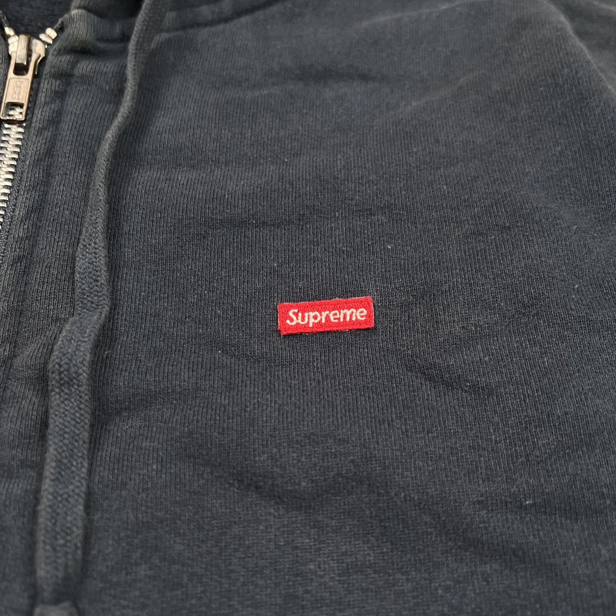 Supreme Supreme Small Logo Box Zipup Hoodie Navy Size US L / EU 52-54 / 3 - 7 Thumbnail