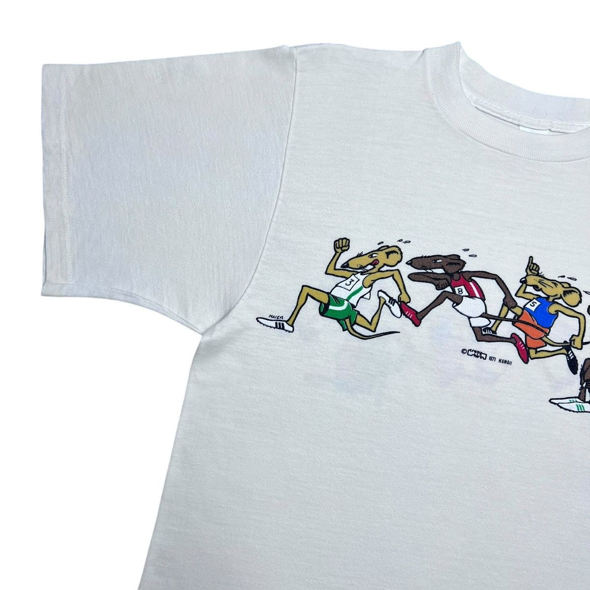 Other Vtg 1971 Rat Race Smoking Weed Crazy Shirts Hawaii T-Shirt Size US L / EU 52-54 / 3 - 7 Thumbnail