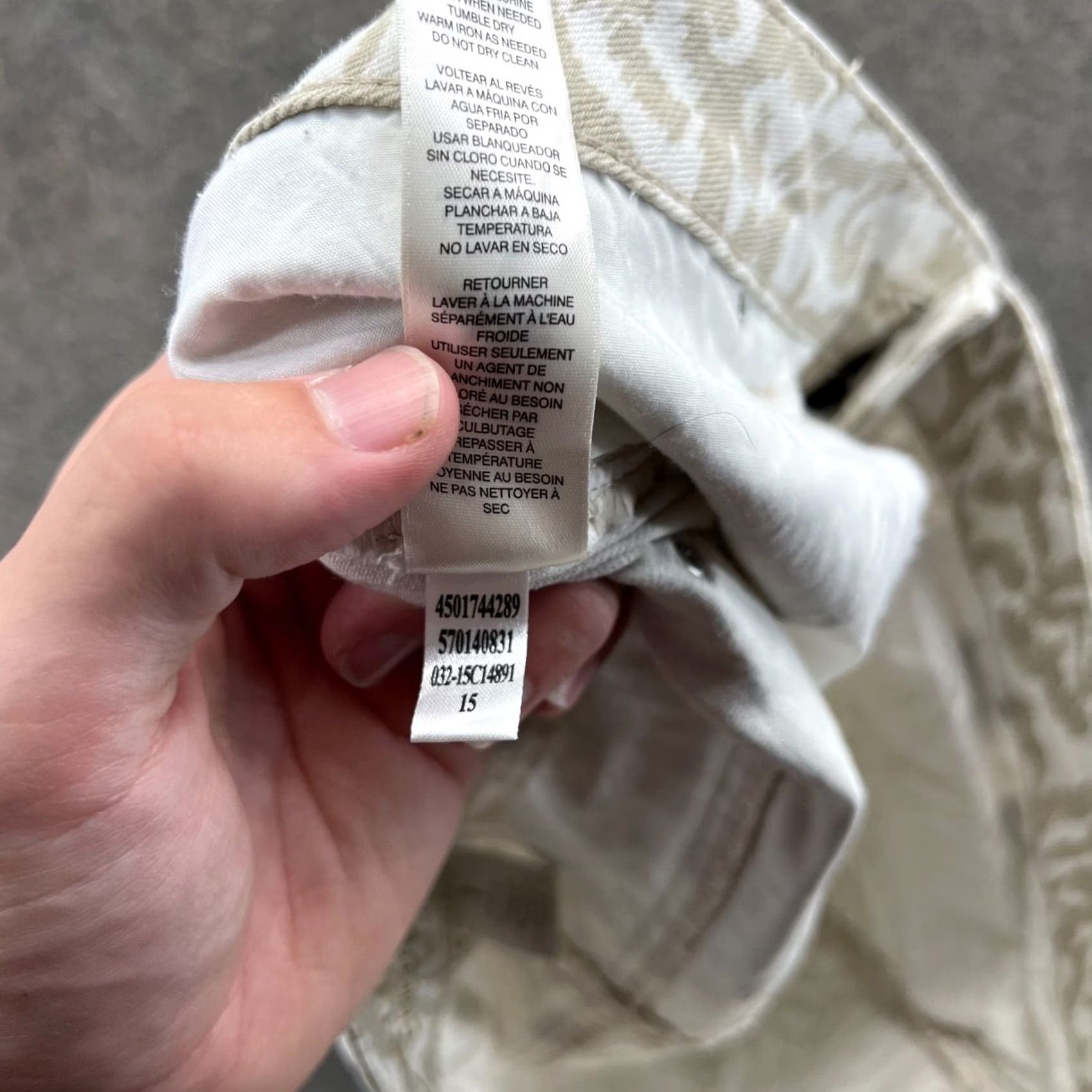 Vintage Chico's Pants Womens 1 White Beige Chino Printed Capri Cropped Dressy Casual Straight Leg 22 in Inseam Womens (Size 1) Beige Cropped Capris Size 25" / US 0 / IT 36 - 3 Thumbnail