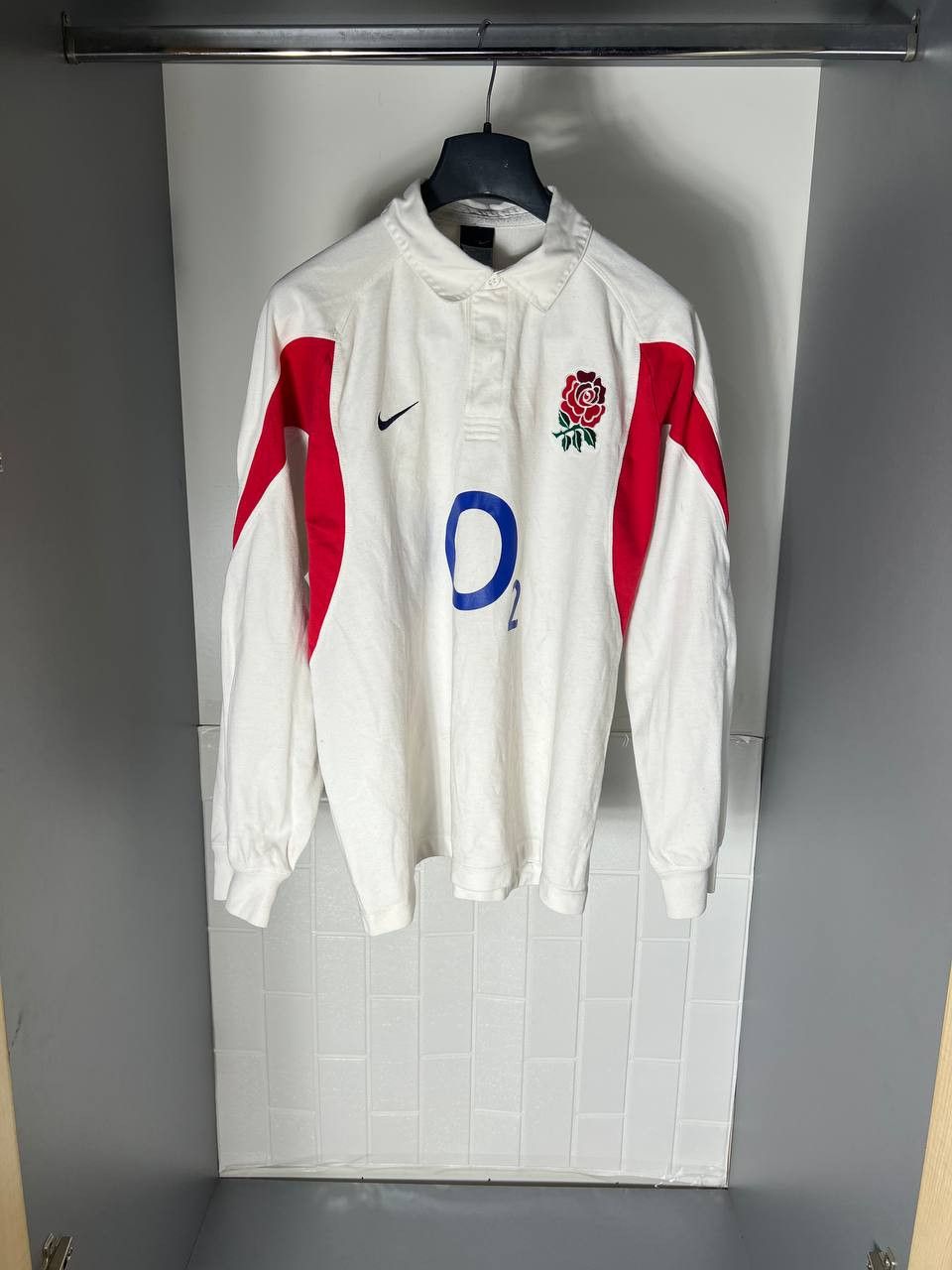 Nike VINTAGE NIKE ENGLAND RETRO RUGBY JERSEY FOOTBALL BLOKE 90s Size US L / EU 52-54 / 3 - 1 Thumbnail