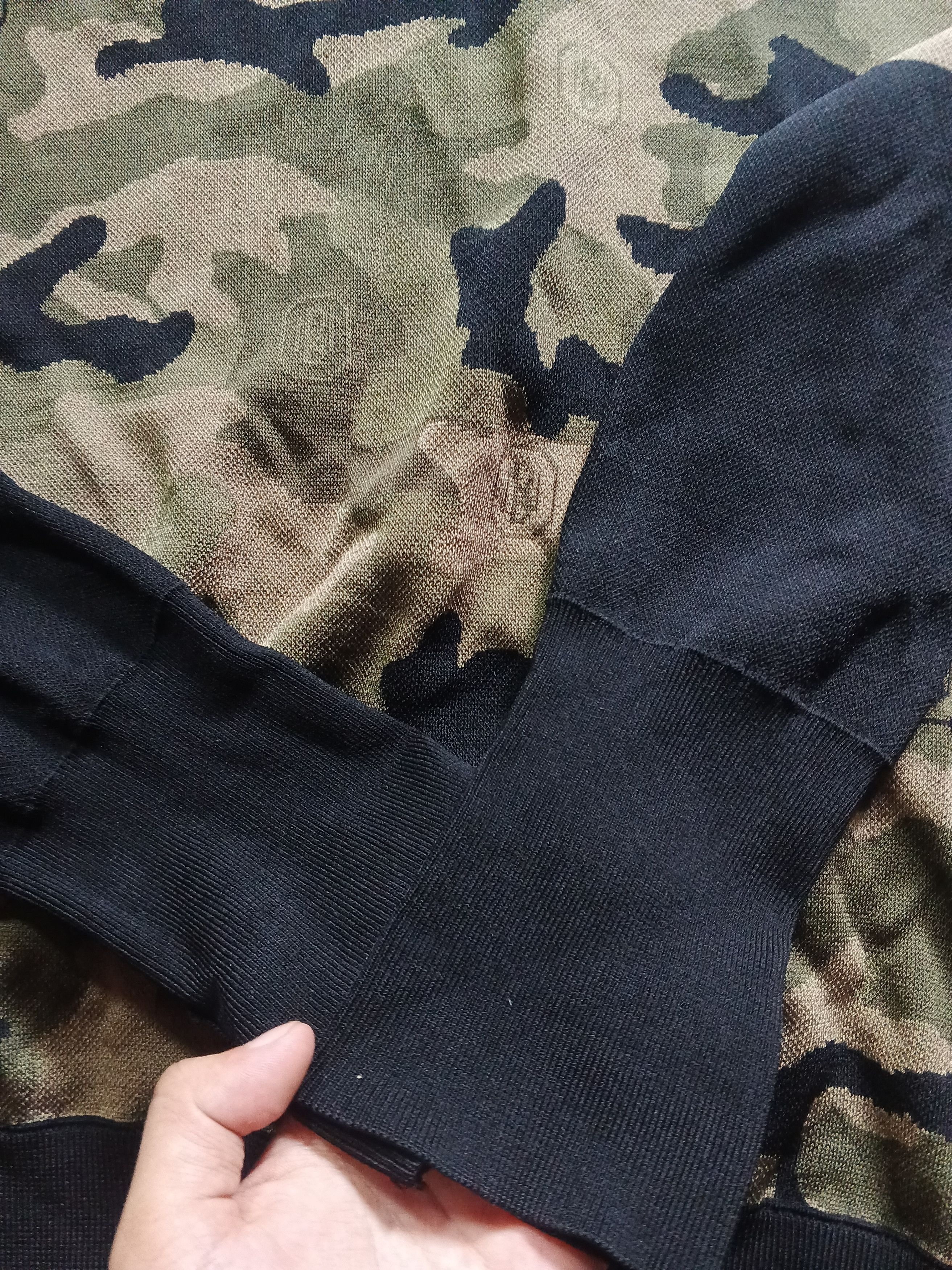 Neil Barrett Neil Barrett Camouflage Knitted Crewneck Sweater Size US M / EU 48-50 / 2 - 3 Thumbnail