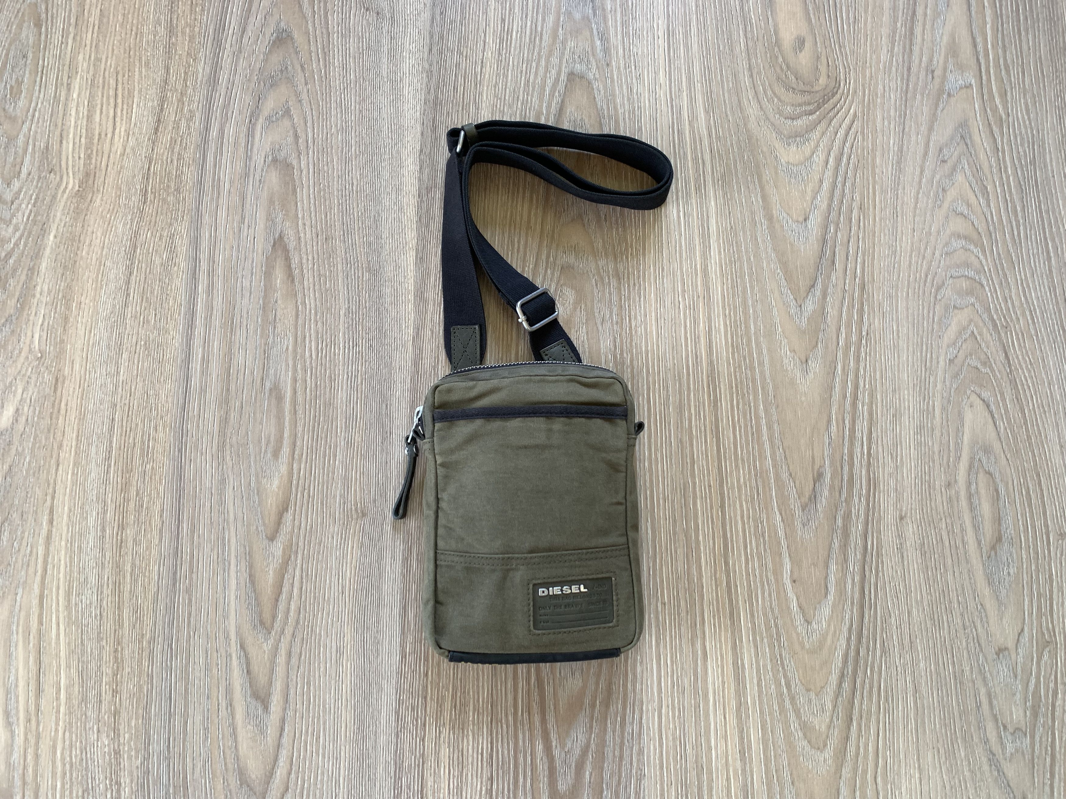 Diesel Diesel Mens Vintage Waxed Khaki Sling Bag Size ONE SIZE - 11 Thumbnail
