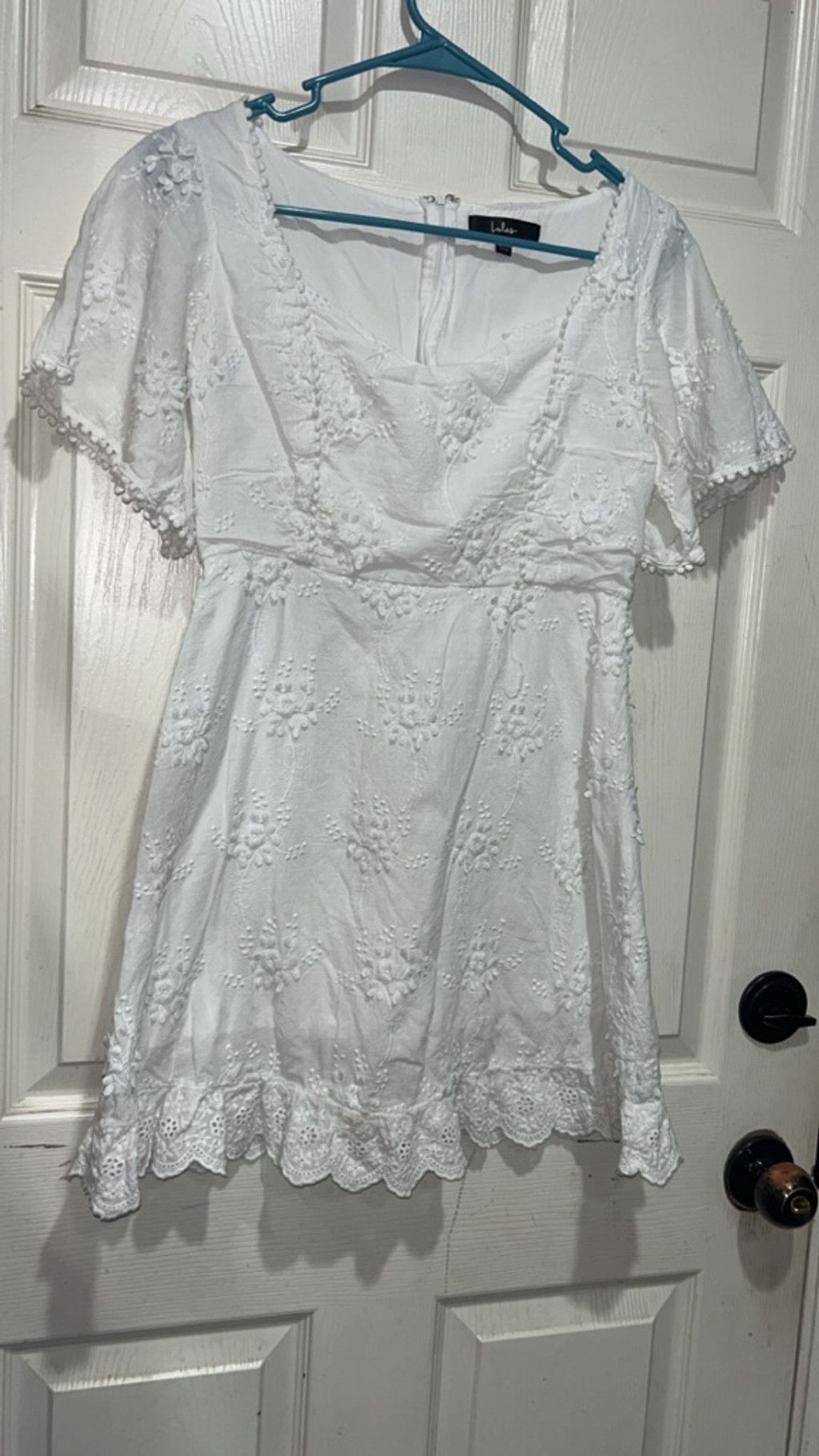 Lulus Women's Lulus White Embroidered Mini Dress M Size M / US 6-8 / IT 42-44 - 1 Thumbnail