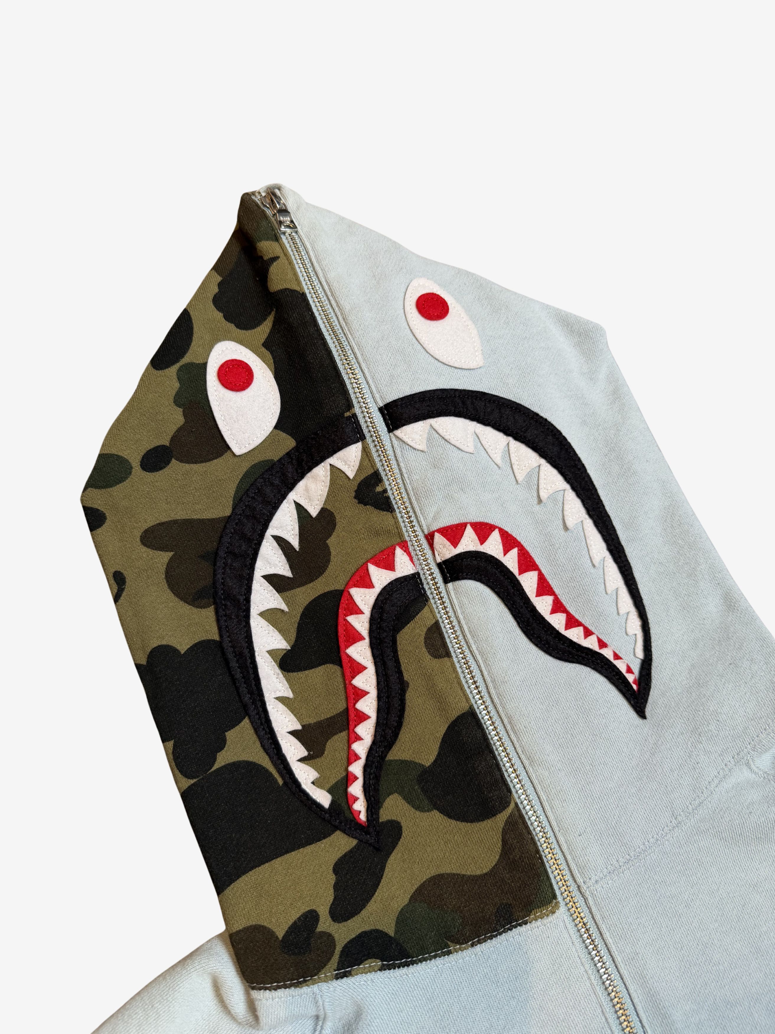 Bape A Bathing Ape Light Blue Camo Back Half Zip Up Shark Hoodie Size US L / EU 52-54 / 3 - 3 Thumbnail