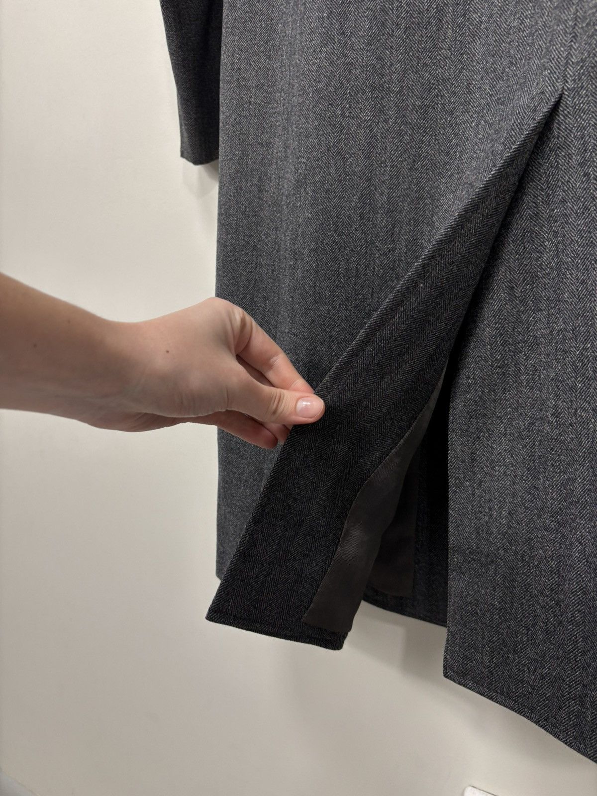 Other Vintage PKZ Made In England Men’s Herringbone Gray Wool Coat Size US L / EU 52-54 / 3 - 20 Thumbnail
