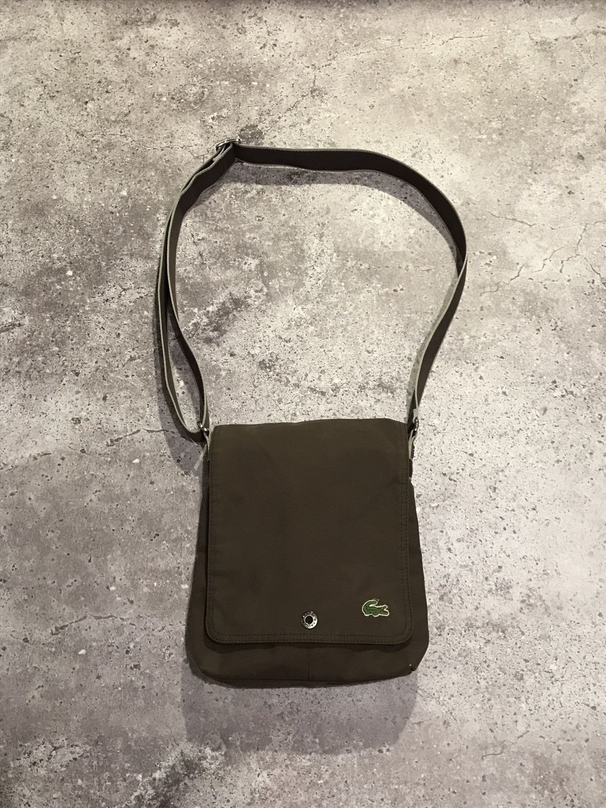 Y2K Crossbody Bag Lacoste Embroiled Logo Brown, Men's
