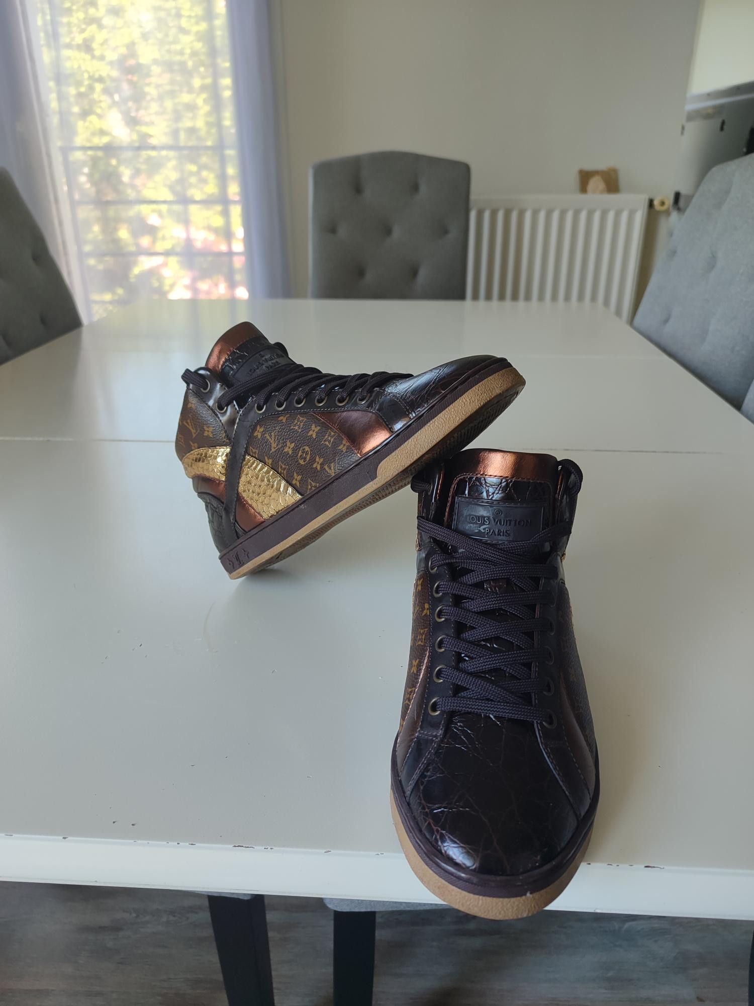 Louis Vuitton BASKETS LOUIS VUITTON SYDNEY HIGHTOP Size US 6 / IT 36 - 6 Thumbnail