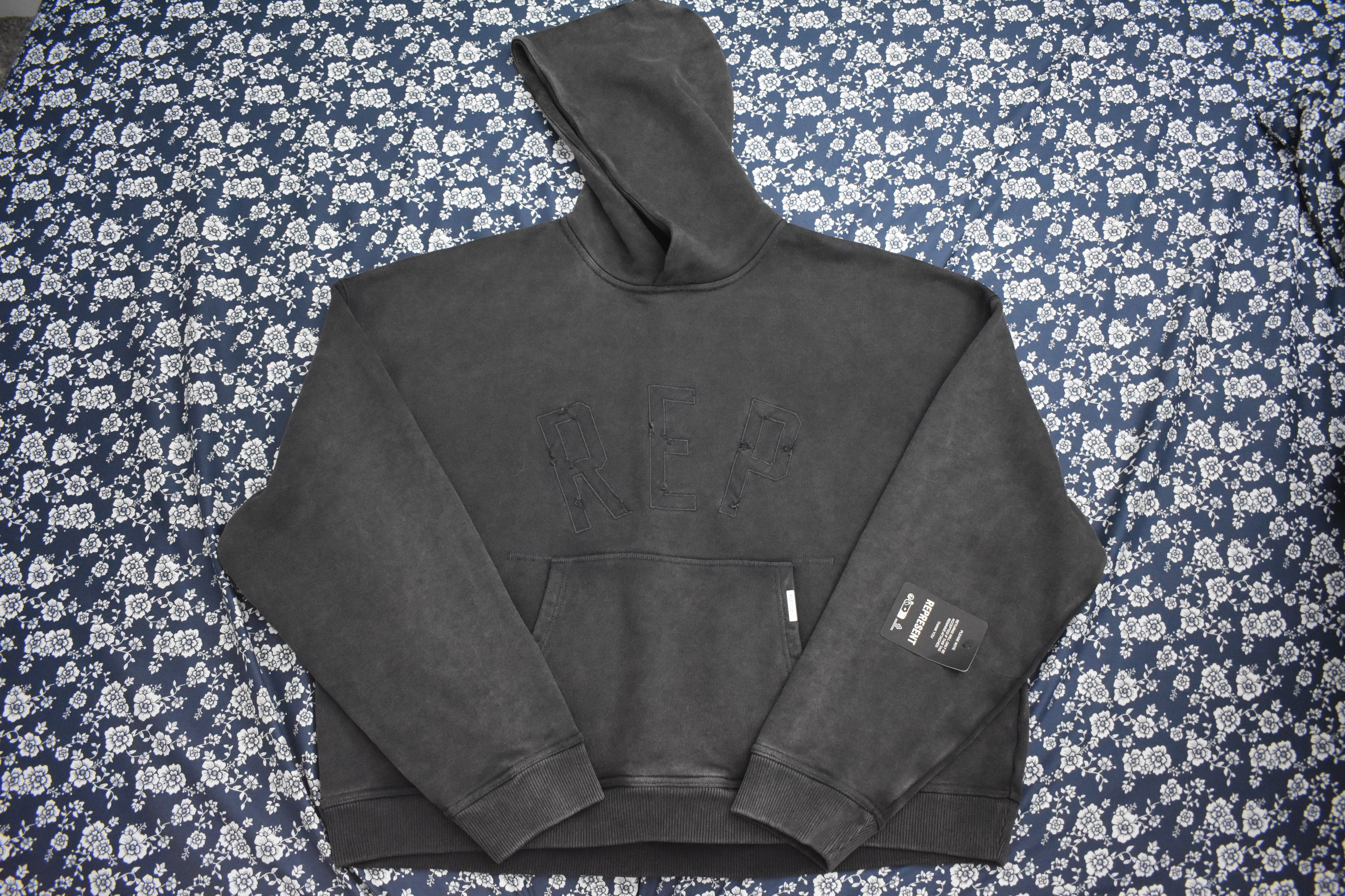 Represent Clo. Rep Applique Hoodie Size US M / EU 48-50 / 2 - 1 Thumbnail