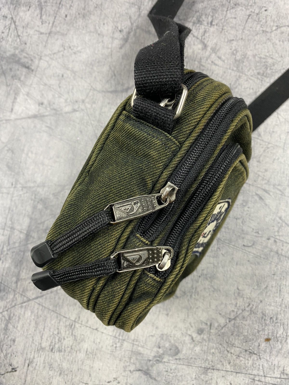 Japanese Brand × Quiksilver × Vintage Quiksilver Vintage Japanese Surfing y2k Shoulder / Hand Bag Size ONE SIZE - 5 Thumbnail
